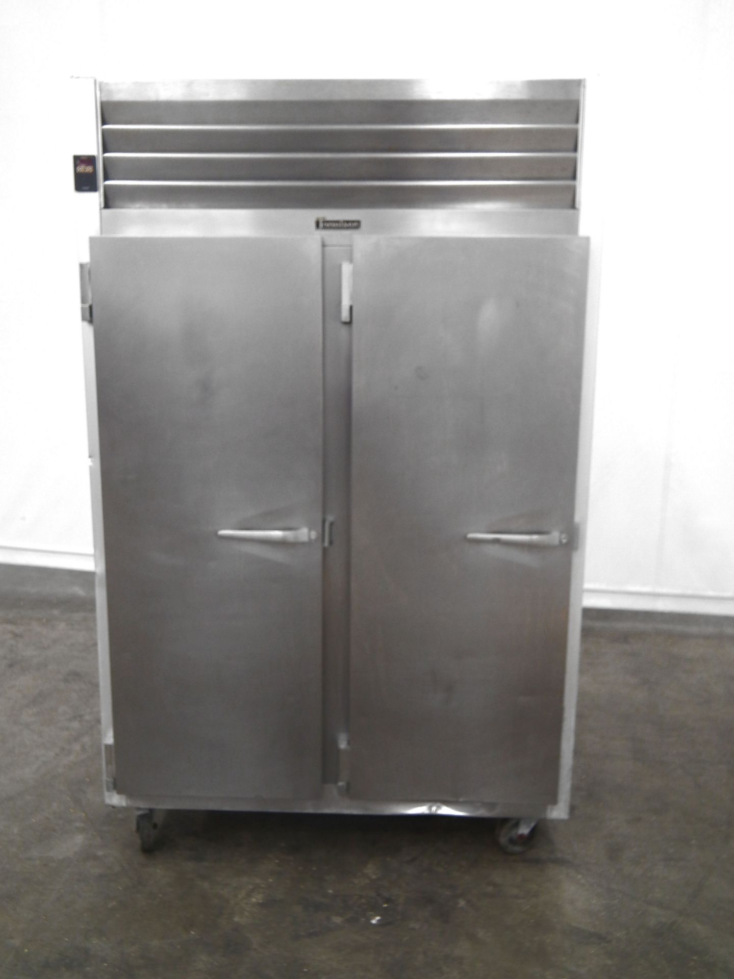 Traulson G22013 Double Door Cabinet Freezer B2308