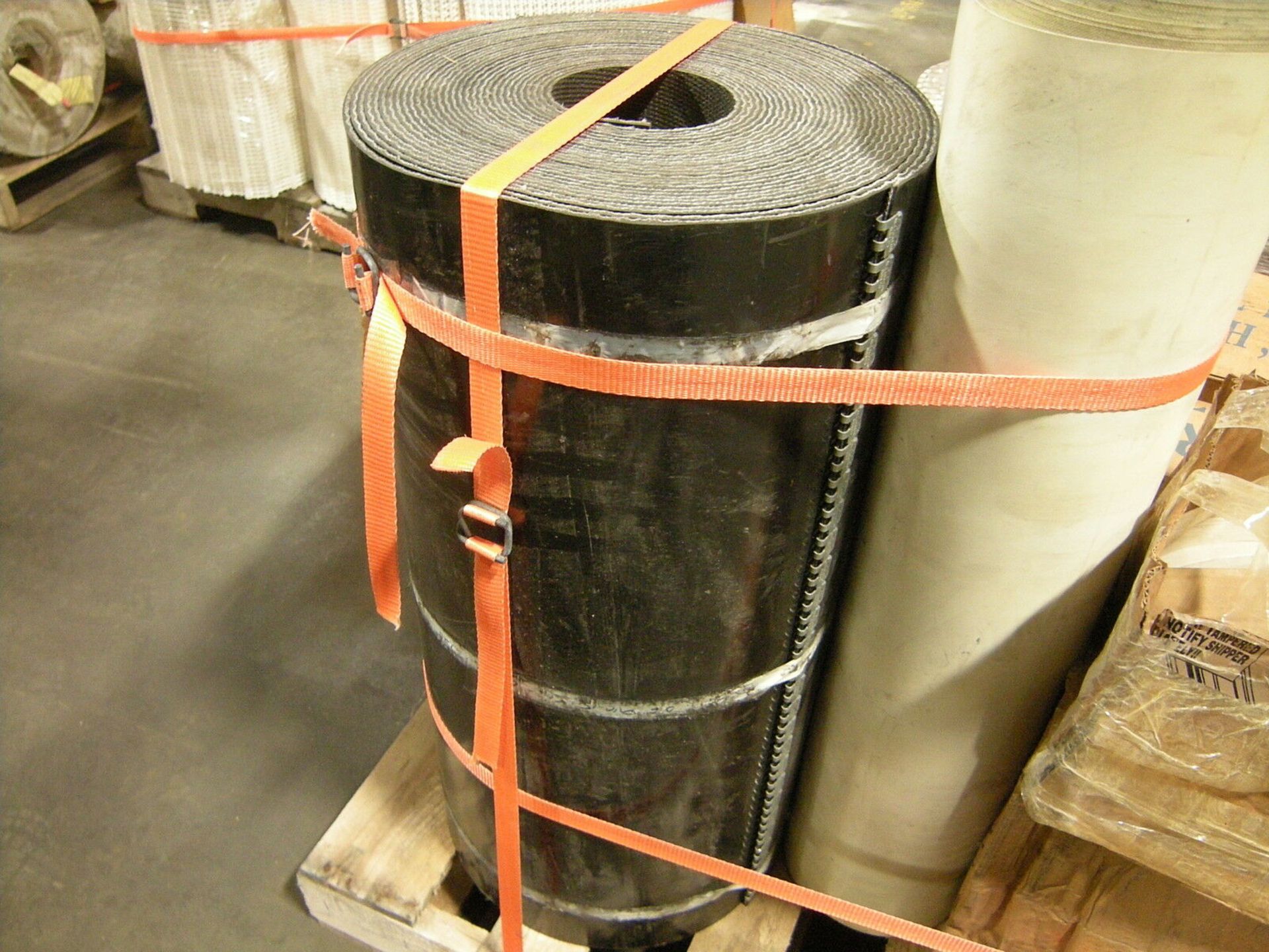 Assorted Pallet of Rubber and Ropanyl Conveyor Belts 5373 - Image 2 of 2