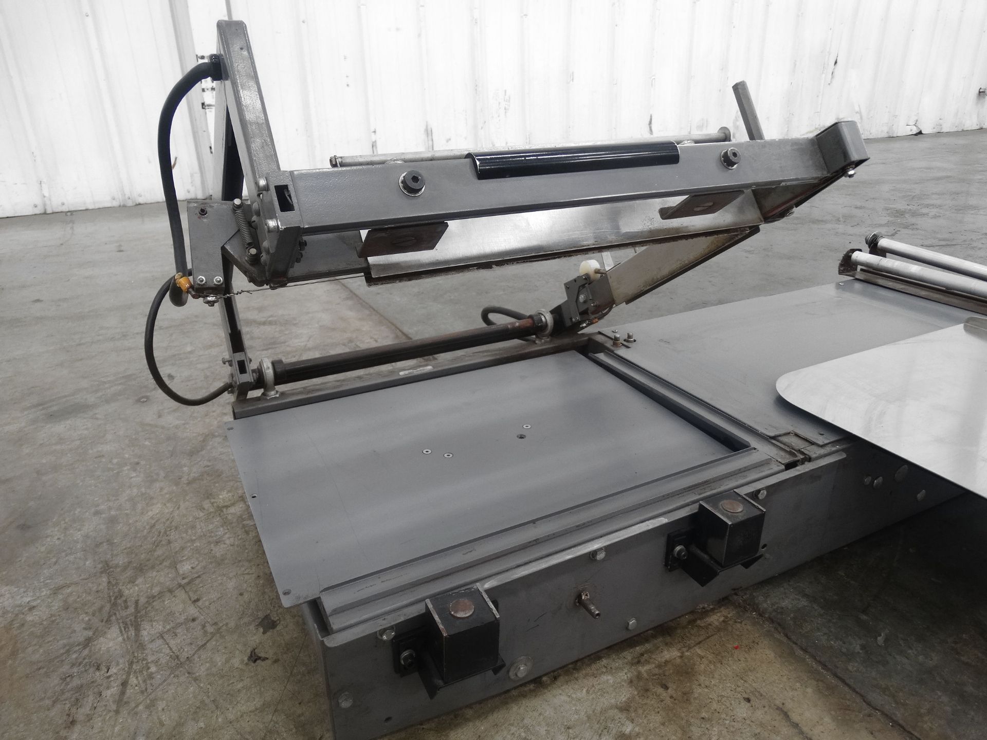 Beseler 1913GSM Tabletop Manual Shrink Wrap Sealer B1561 - Image 7 of 9