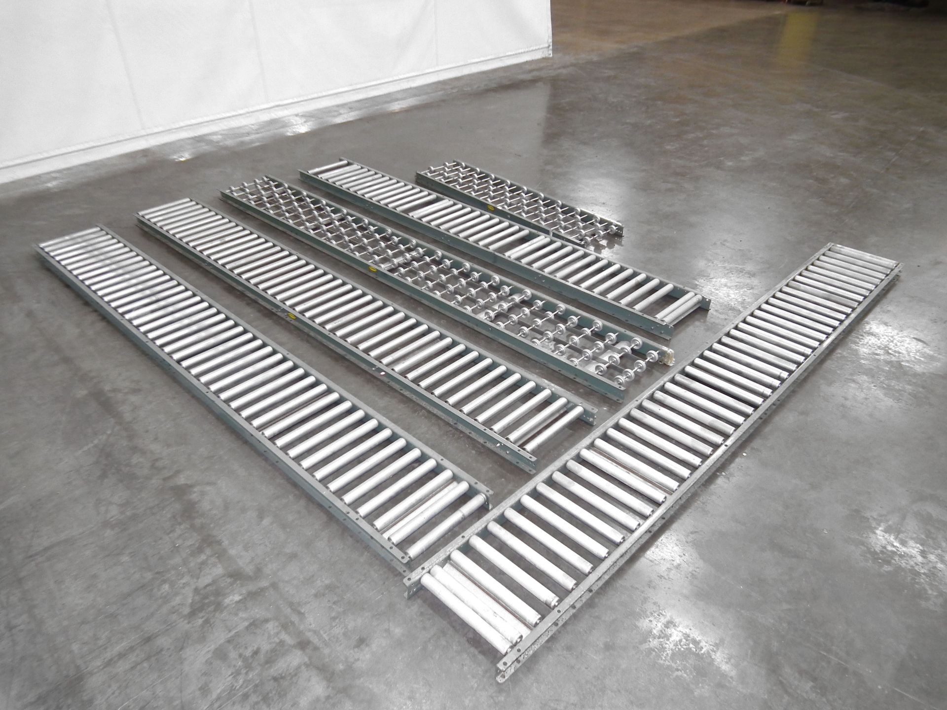 Hytrol 12" W x 54' L Skate Roller Conveyor Combo B4104 - Image 6 of 6