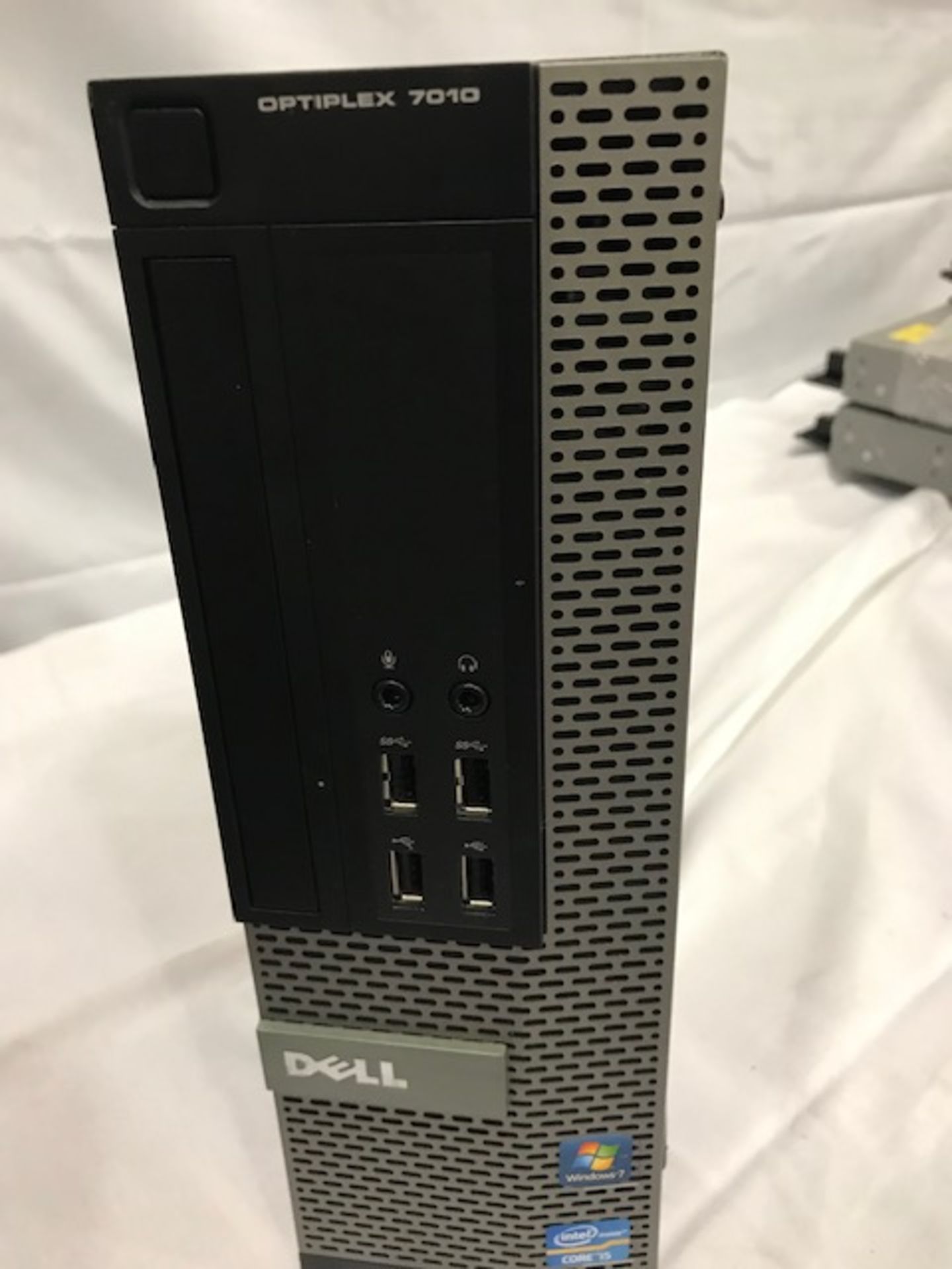 Dell 7010 Desktop PC, 3.2GHZ, 4G Ram, 128G HD.