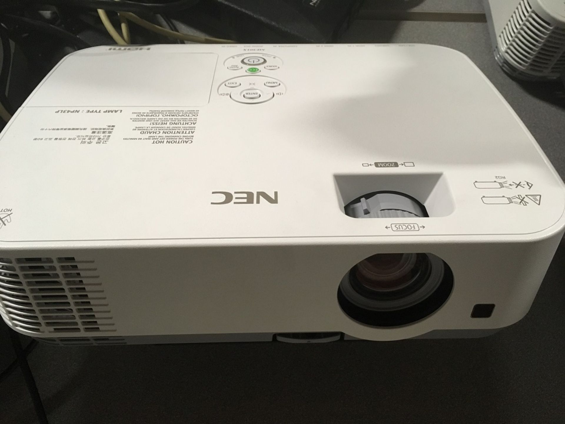 NEC ME301X Projector