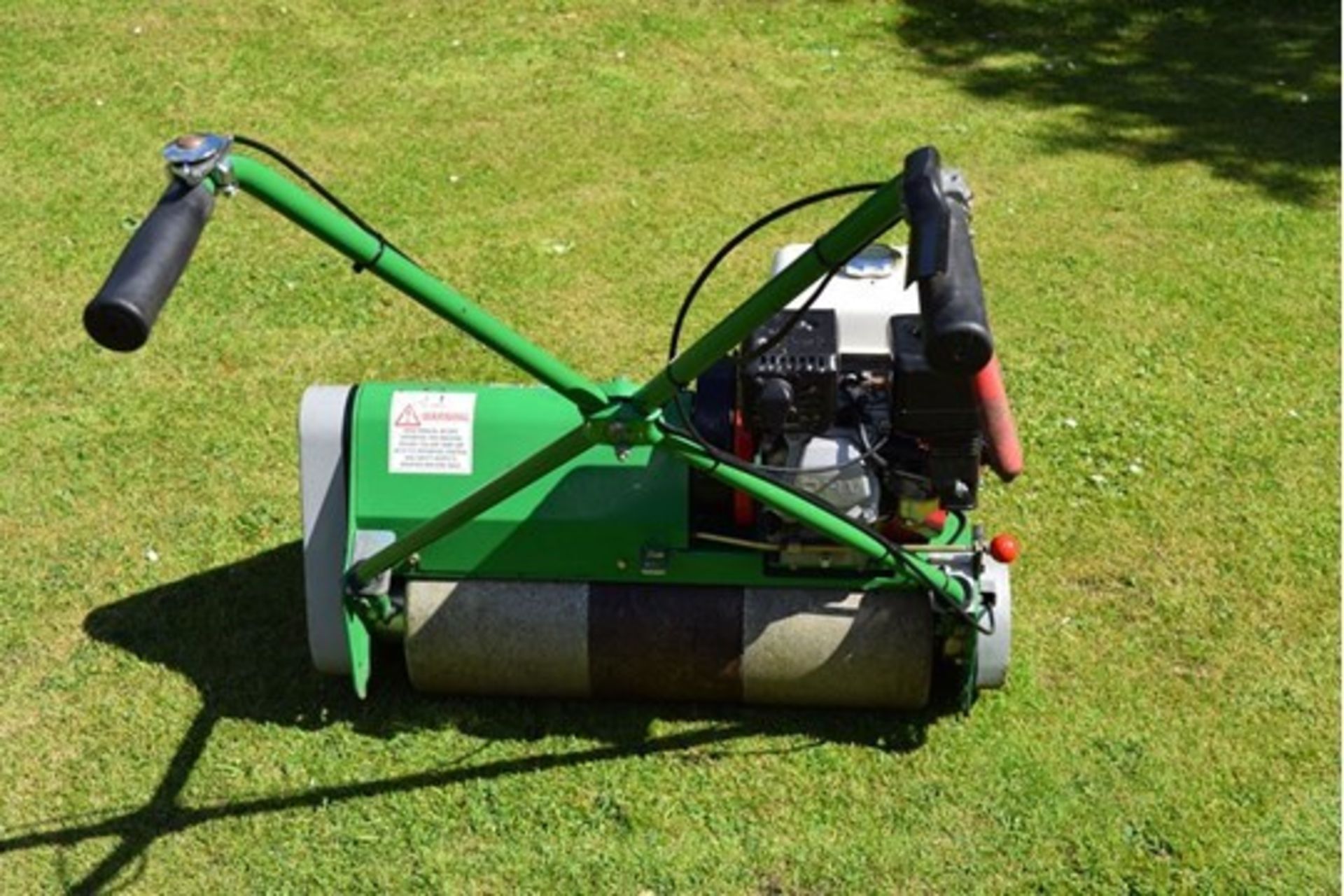 2005 Dennis Super Six 5 Blade Cylinder Mower - Image 5 of 8