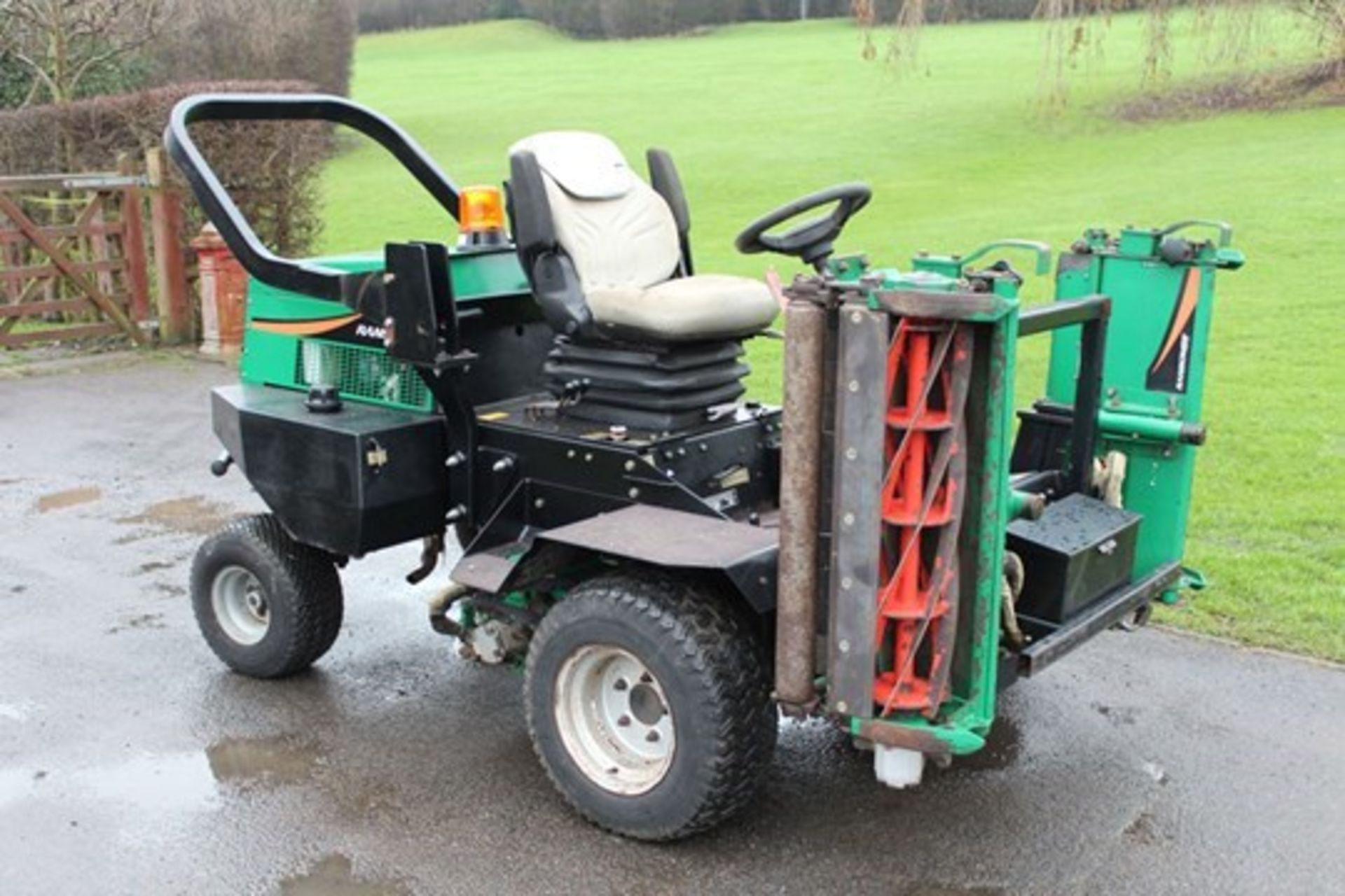 2005 Ransomes Highway 2130 Cylinder Mower - Image 6 of 9