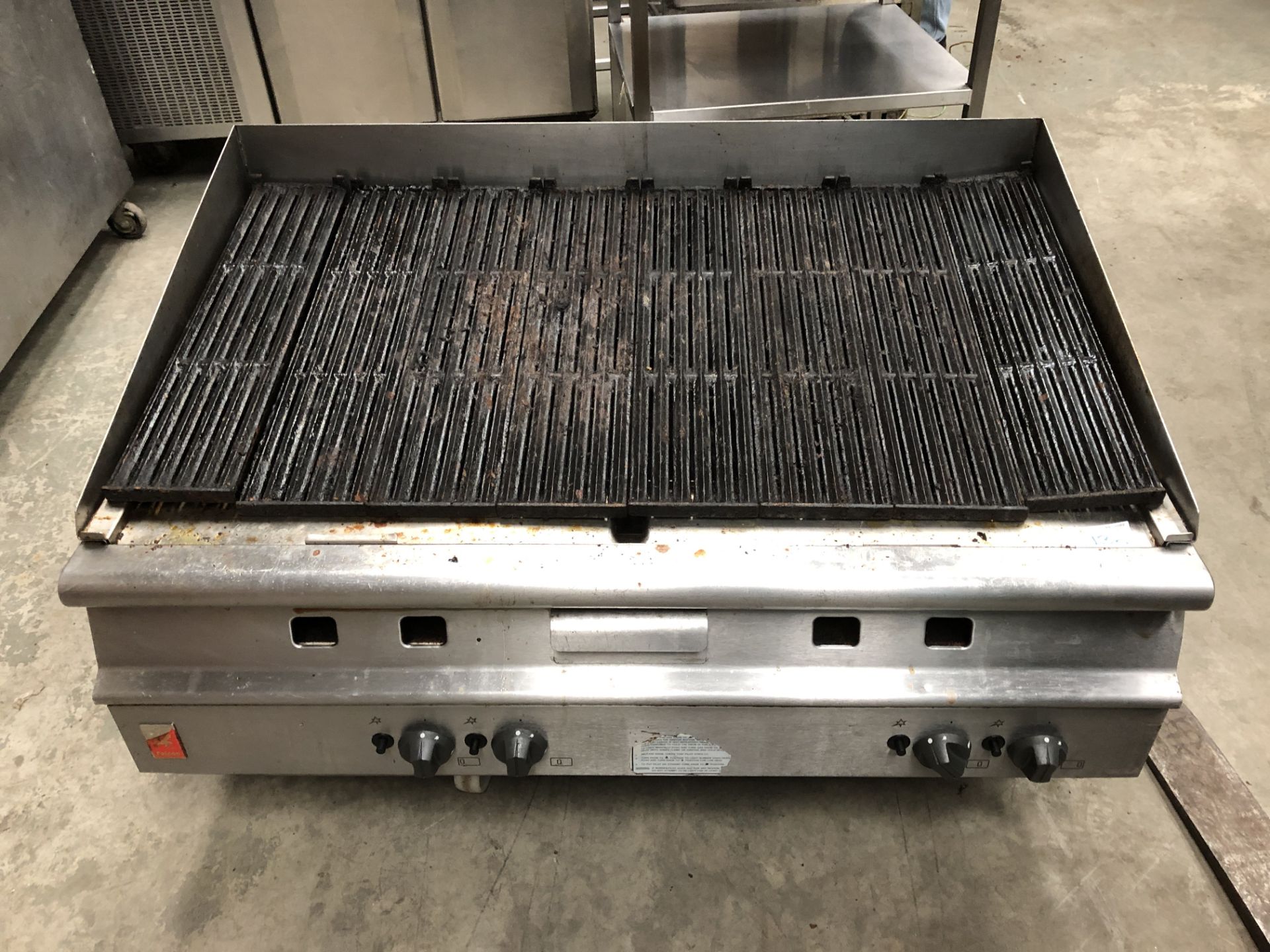 Large Falcon Nat Gas Char Grill 1200 mm Wide - Image 4 of 4