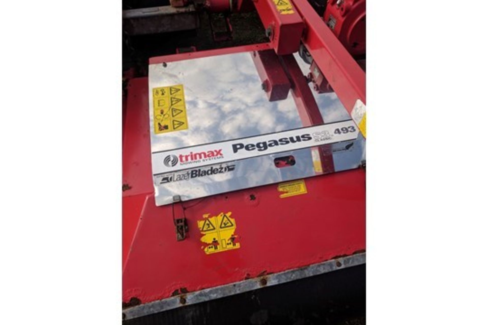 Trimax Pegasus S3 G3 493 Wide Area Mower - Image 11 of 11