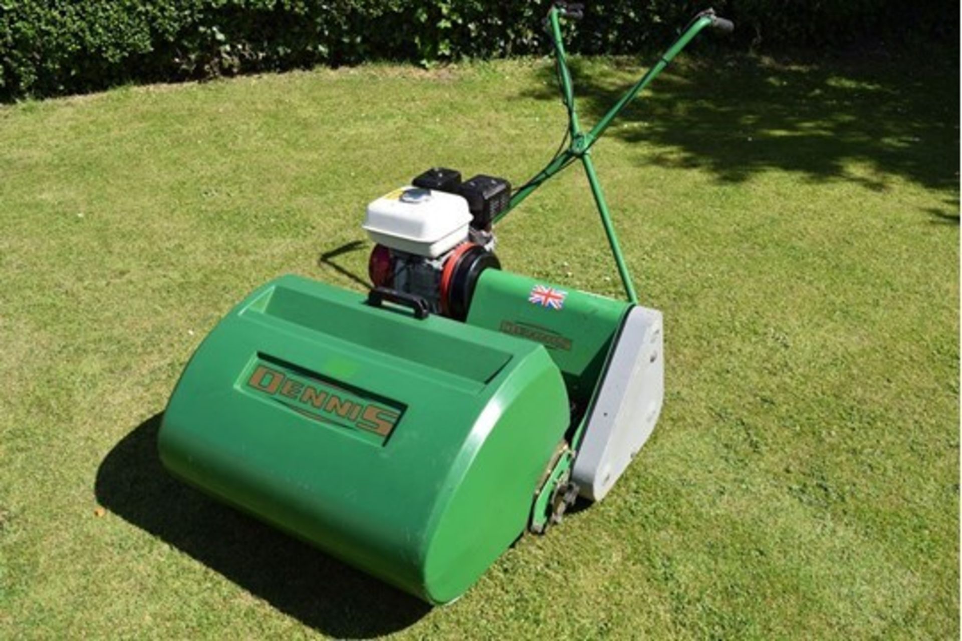 2005 Dennis Super Six 5 Blade Cylinder Mower - Image 3 of 8