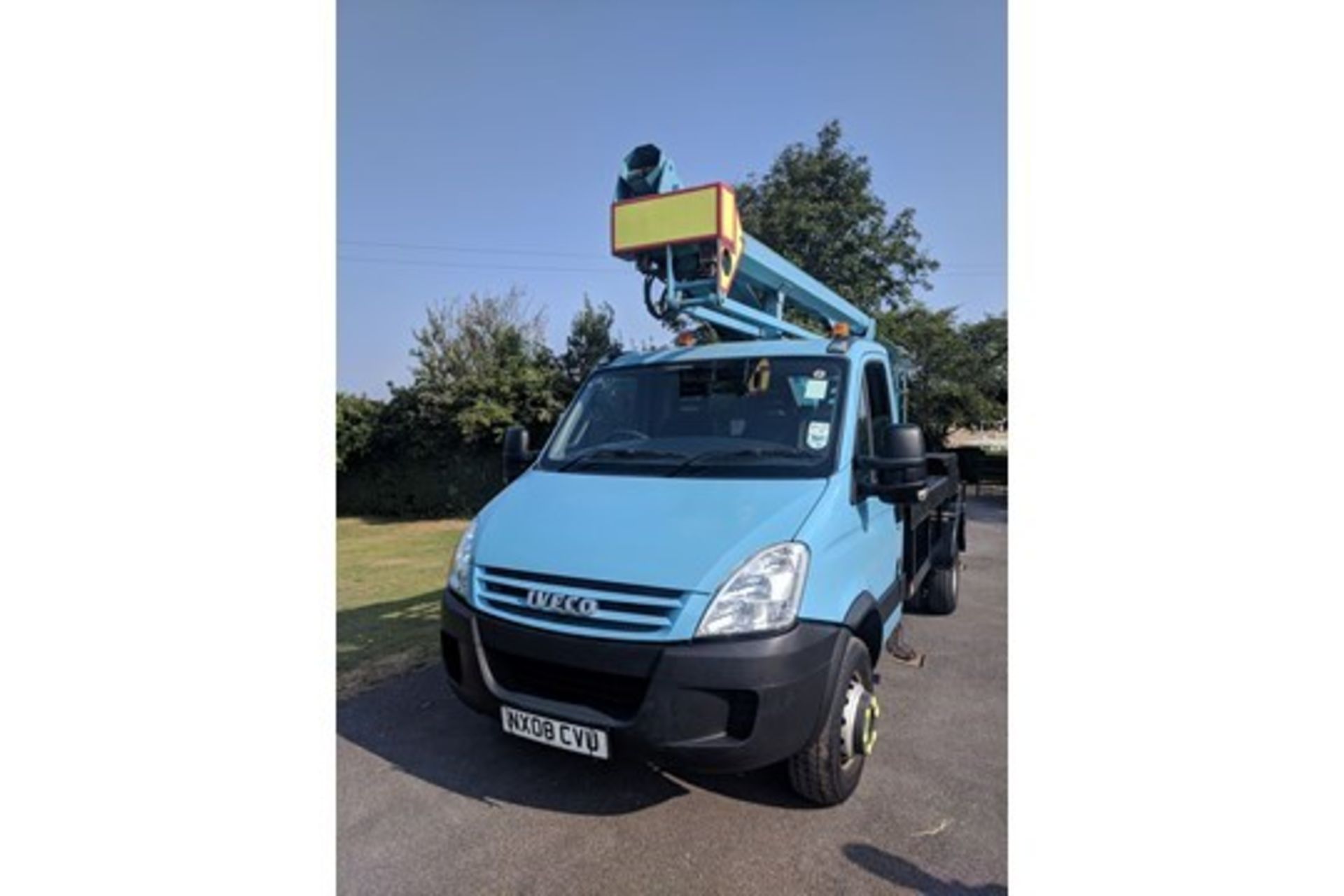 Iveco Daily 65C18 With 16 Meter VM160 Niftylift Attached - Image 2 of 17