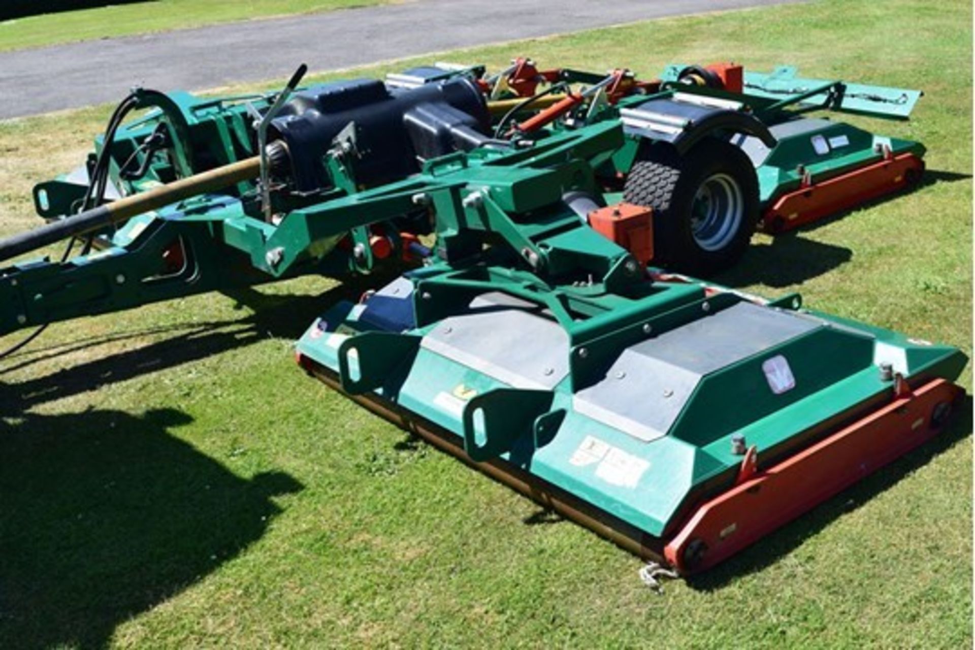 2014 Wessex RMX500 Tri Deck Roller Mower - Image 11 of 12