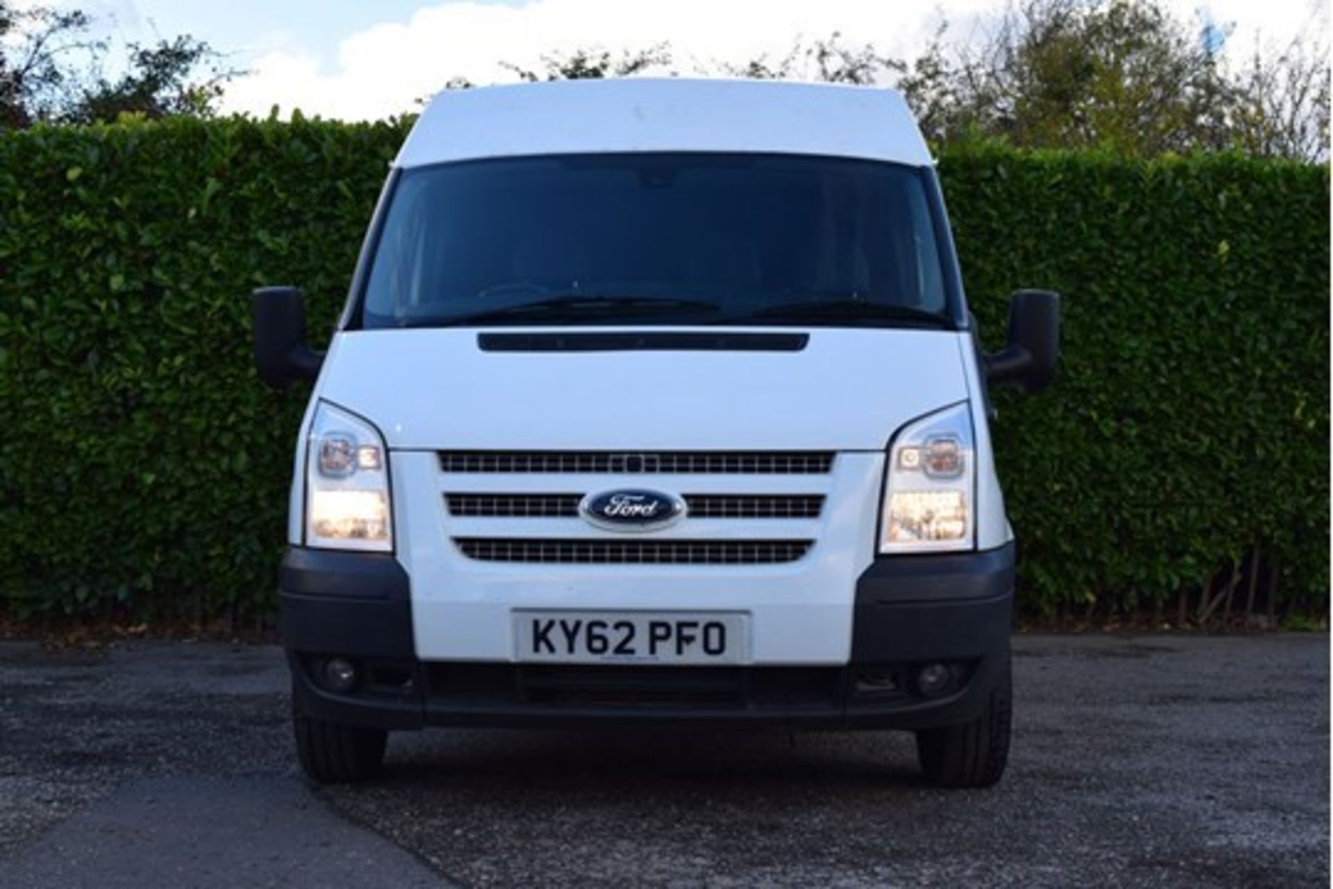 2012 Ford Transit T260 Trend FWD 2.2 125ps SWB Semi High Roof Panel Van - Image 9 of 9