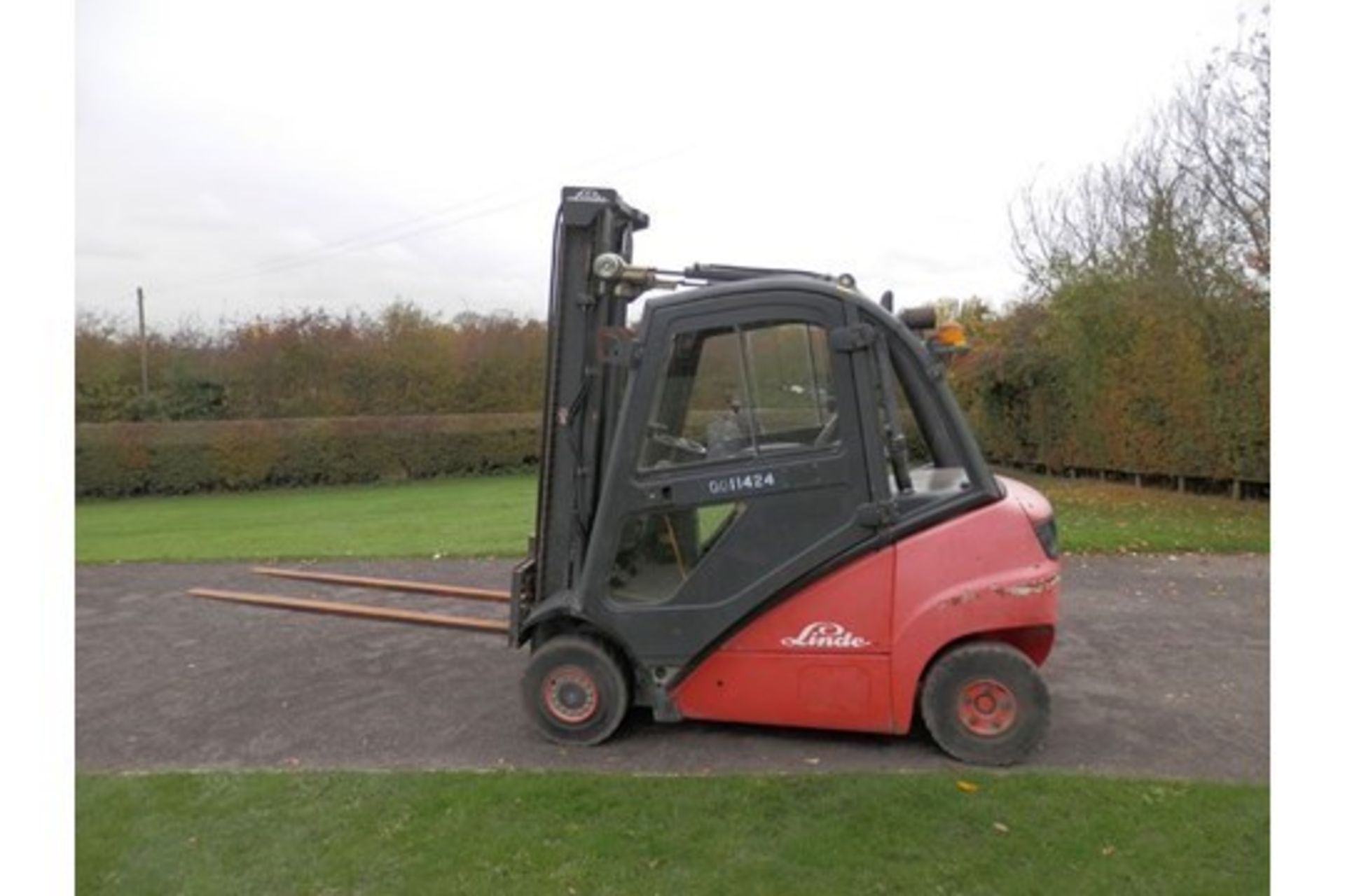 2004 Linde H20D 3 Meter 2 Tonne Lift Truck - Image 3 of 9