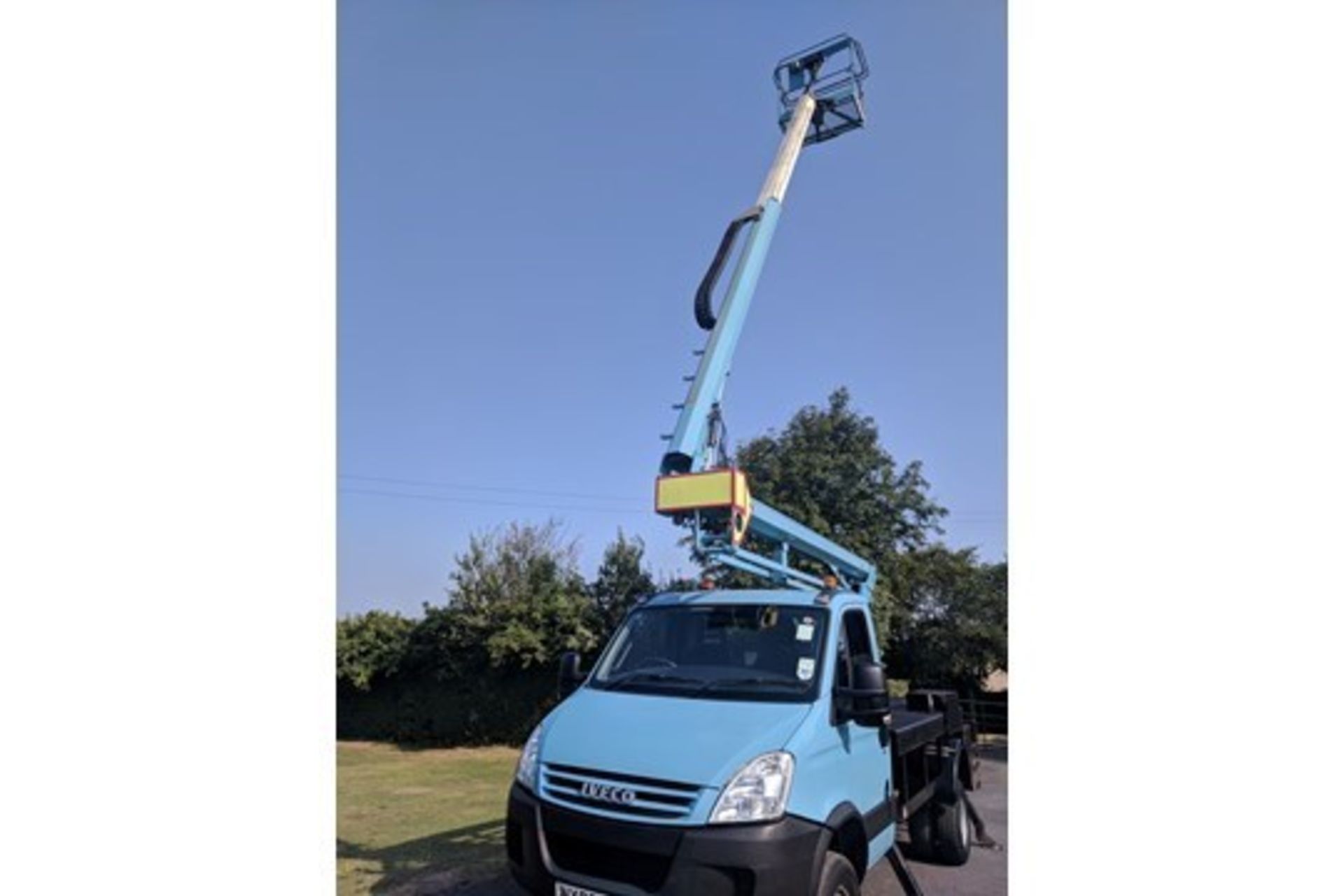 Iveco Daily 65C18 With 16 Meter VM160 Niftylift Attached - Image 10 of 17