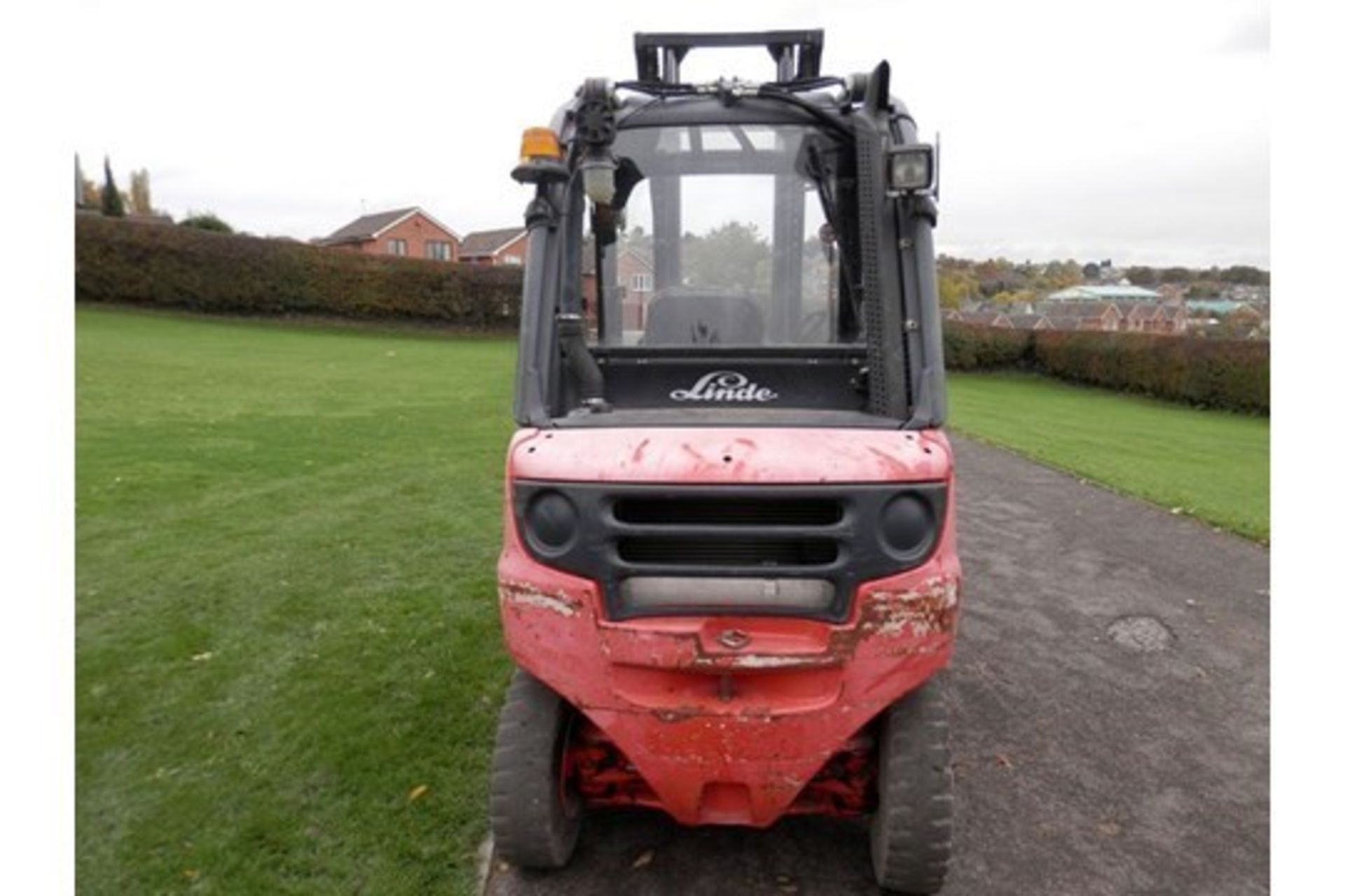 2004 Linde H20D 3 Meter 2 Tonne Lift Truck - Image 2 of 9