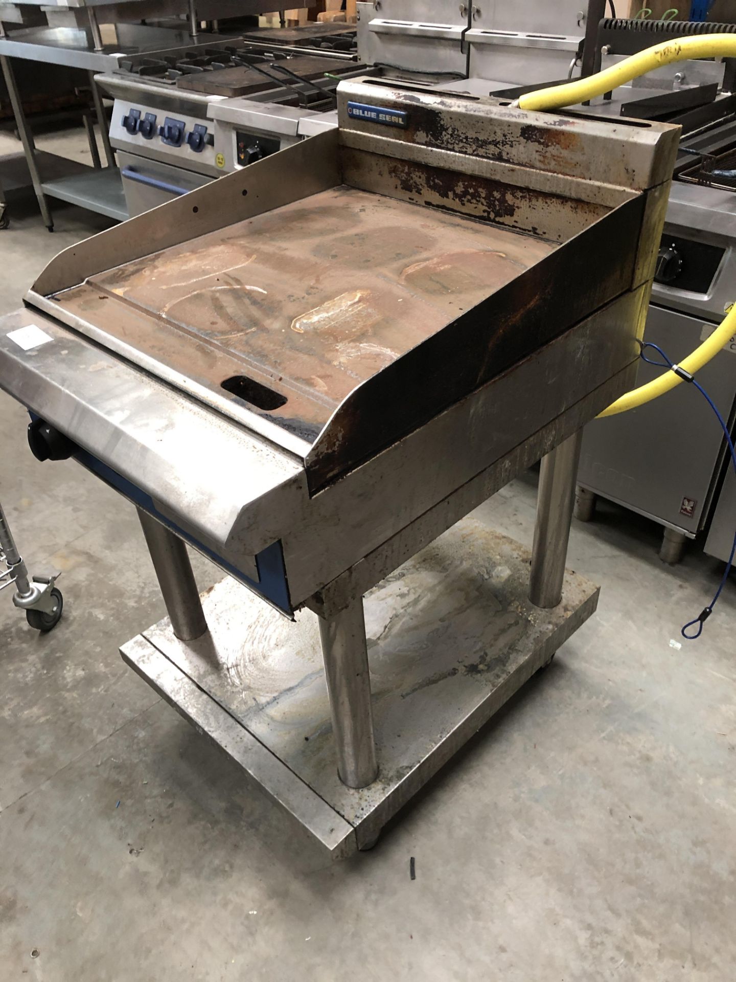 Blue Seal Nat Gas Griddle on Stand - Image 2 of 2