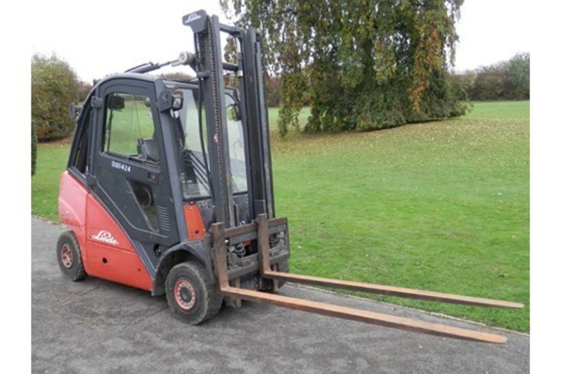 2004 Linde H20D 3 Meter 2 Tonne Lift Truck - Image 6 of 9