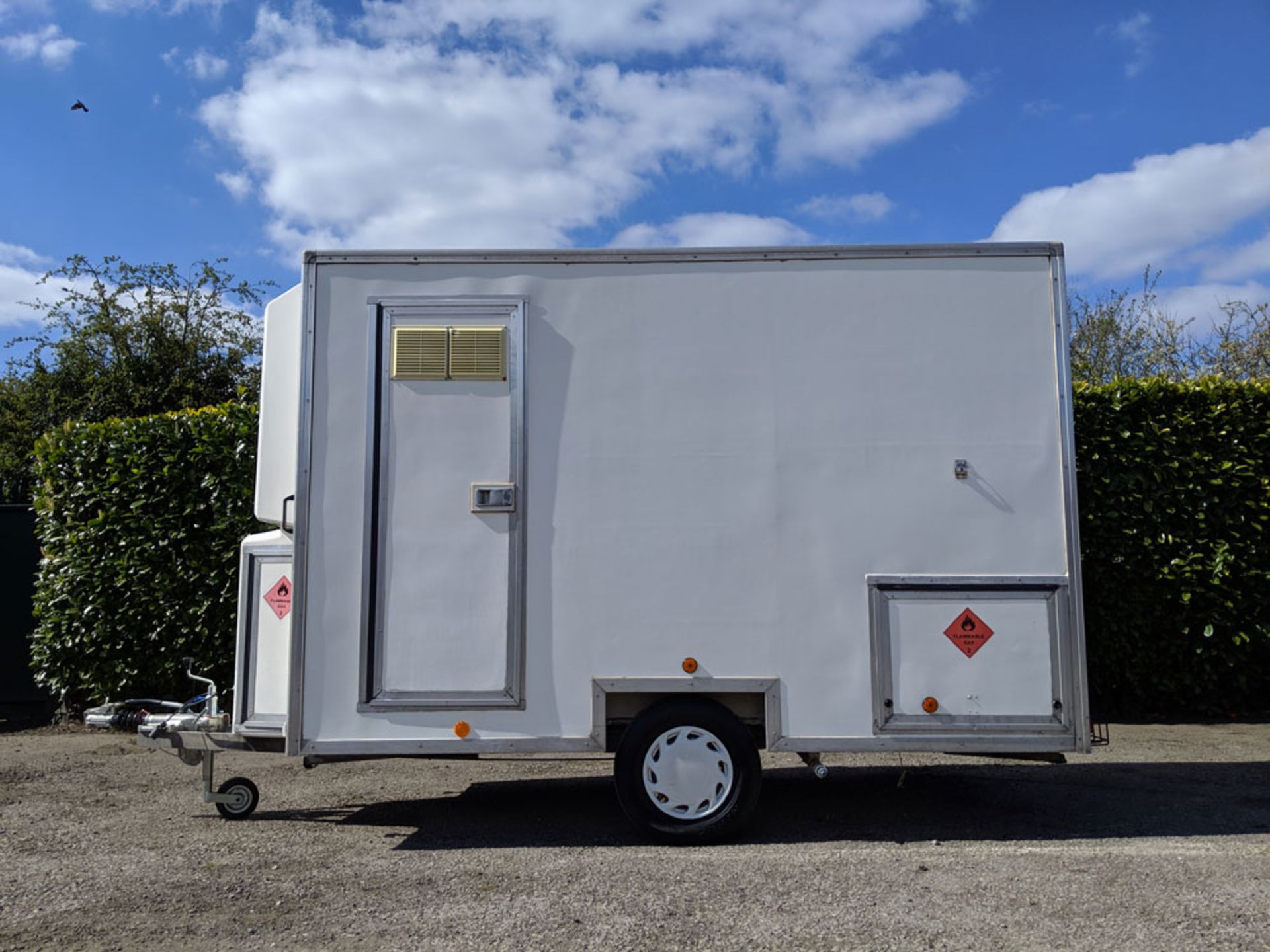 Twin Shower 3 Section Trailer Unit Could Be Used For Mobile Dog Grooming