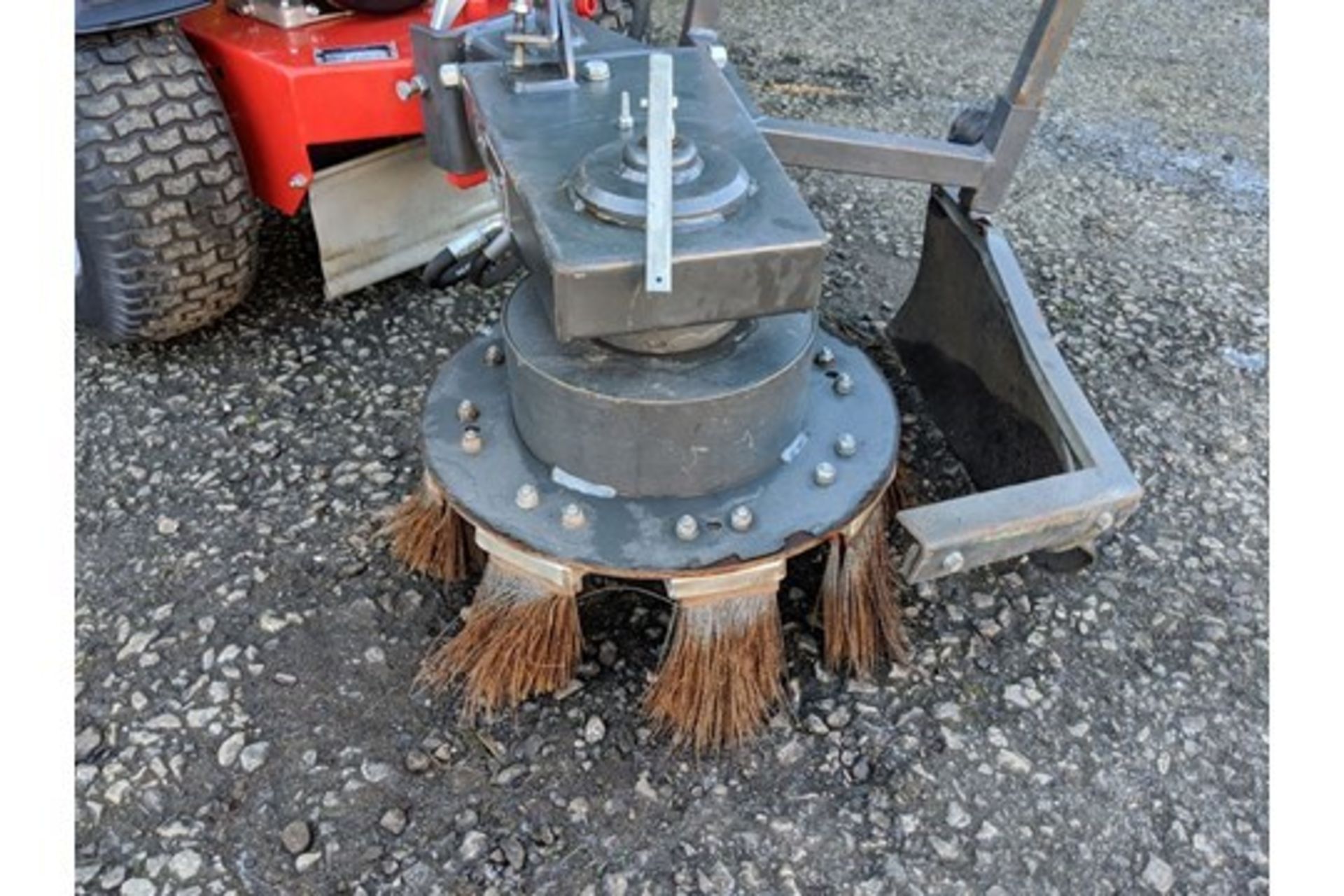 2009 Kersten K1750 Pedestrian Weed Brush - Image 3 of 6