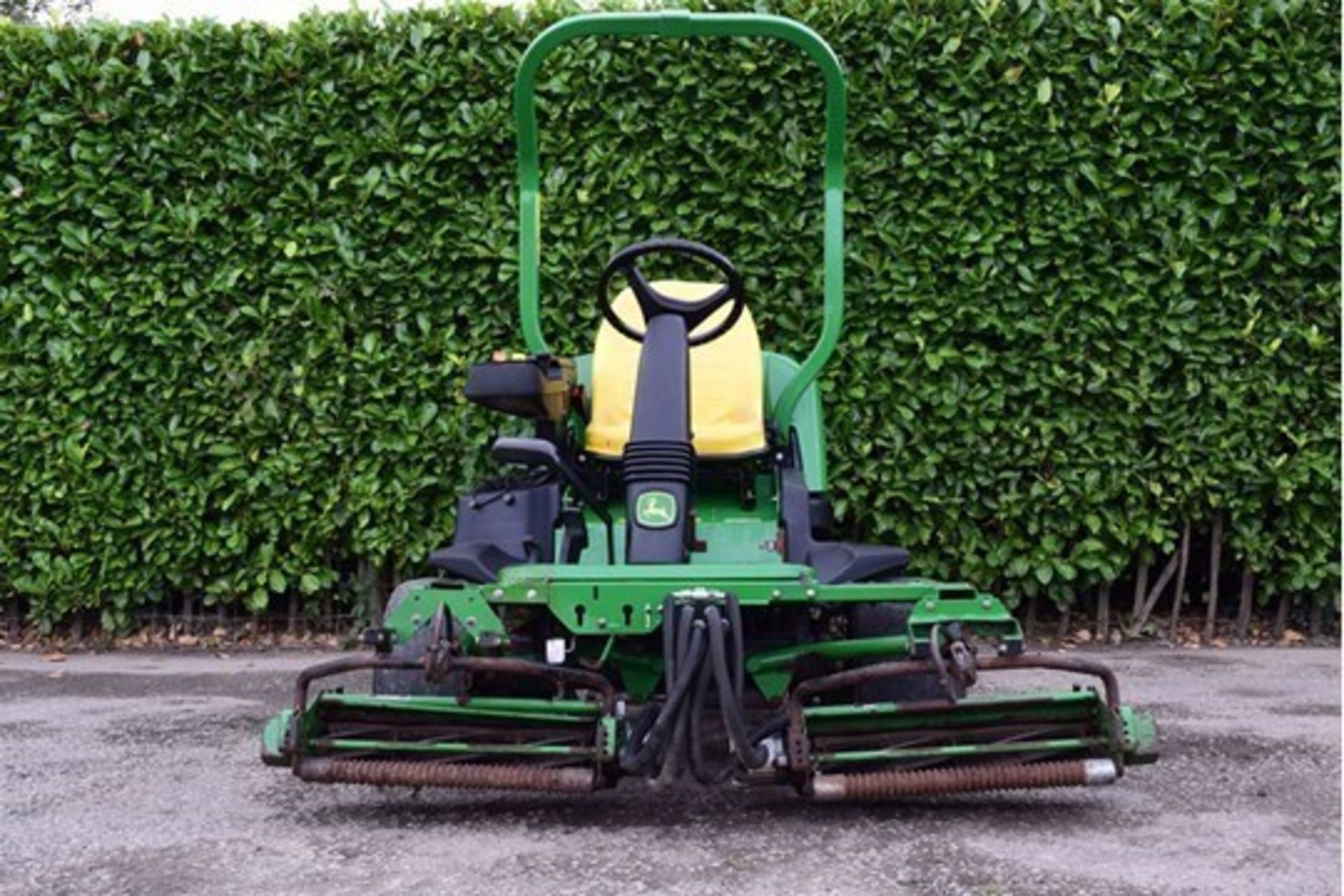 2007 John Deere 2500B Ride On Cylinder Greens Mower - Image 7 of 7