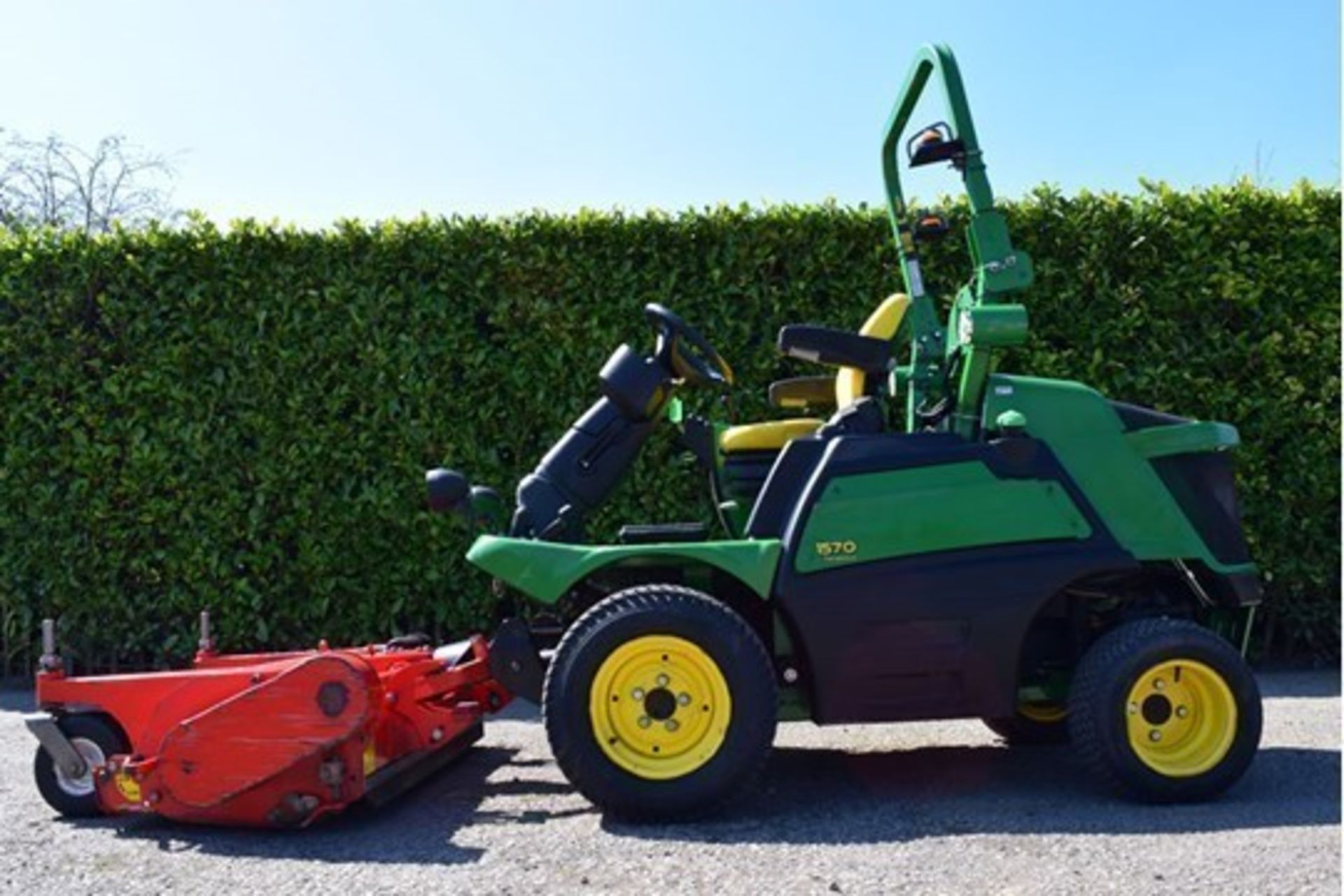 2014 John Deere 1570 TerrainCut 53" Ride On Flail Mower