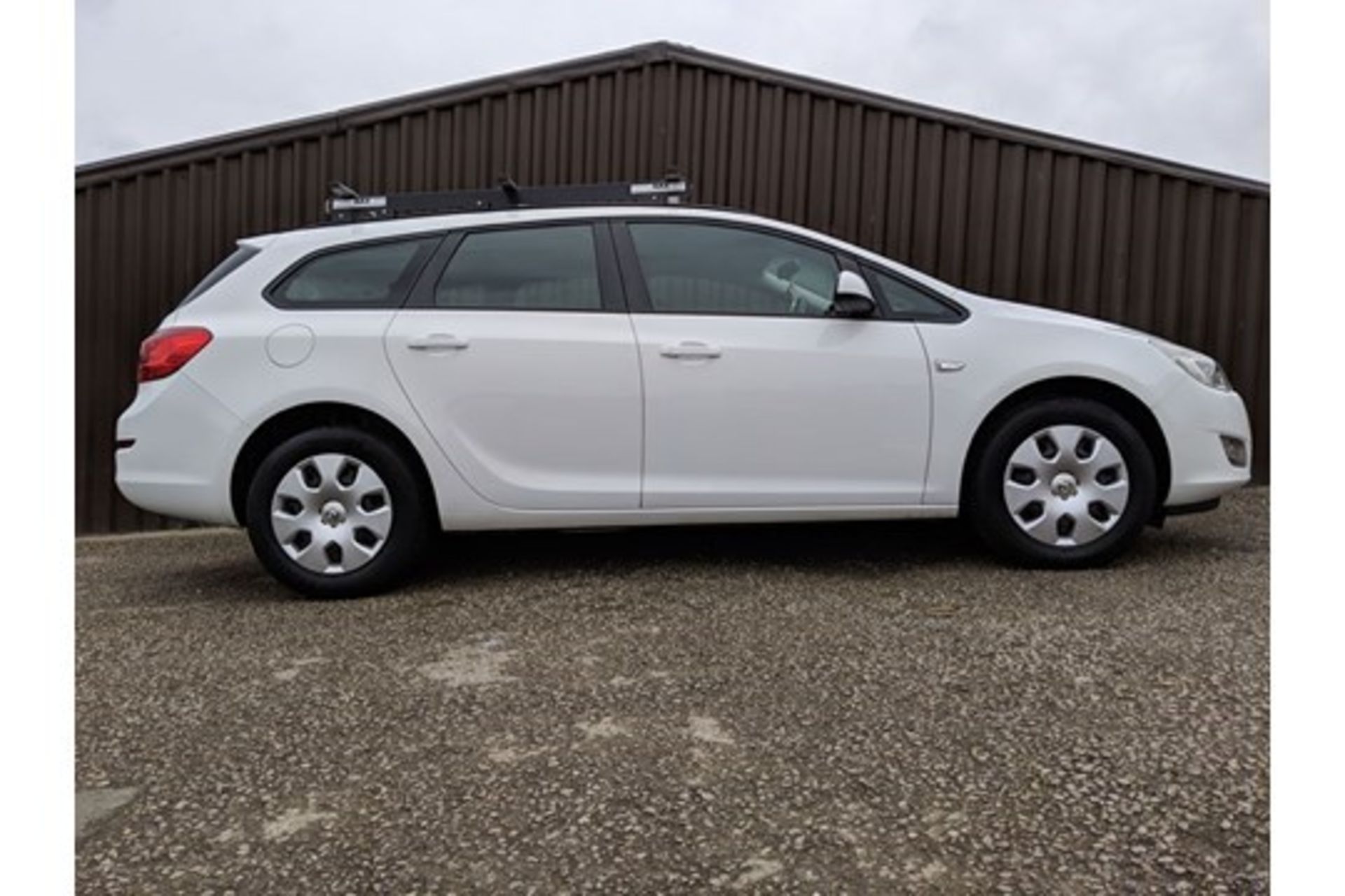 2012 Vauxhall Astra Estate Exclusive 1.7 CDTI ECOFlex - Image 9 of 10