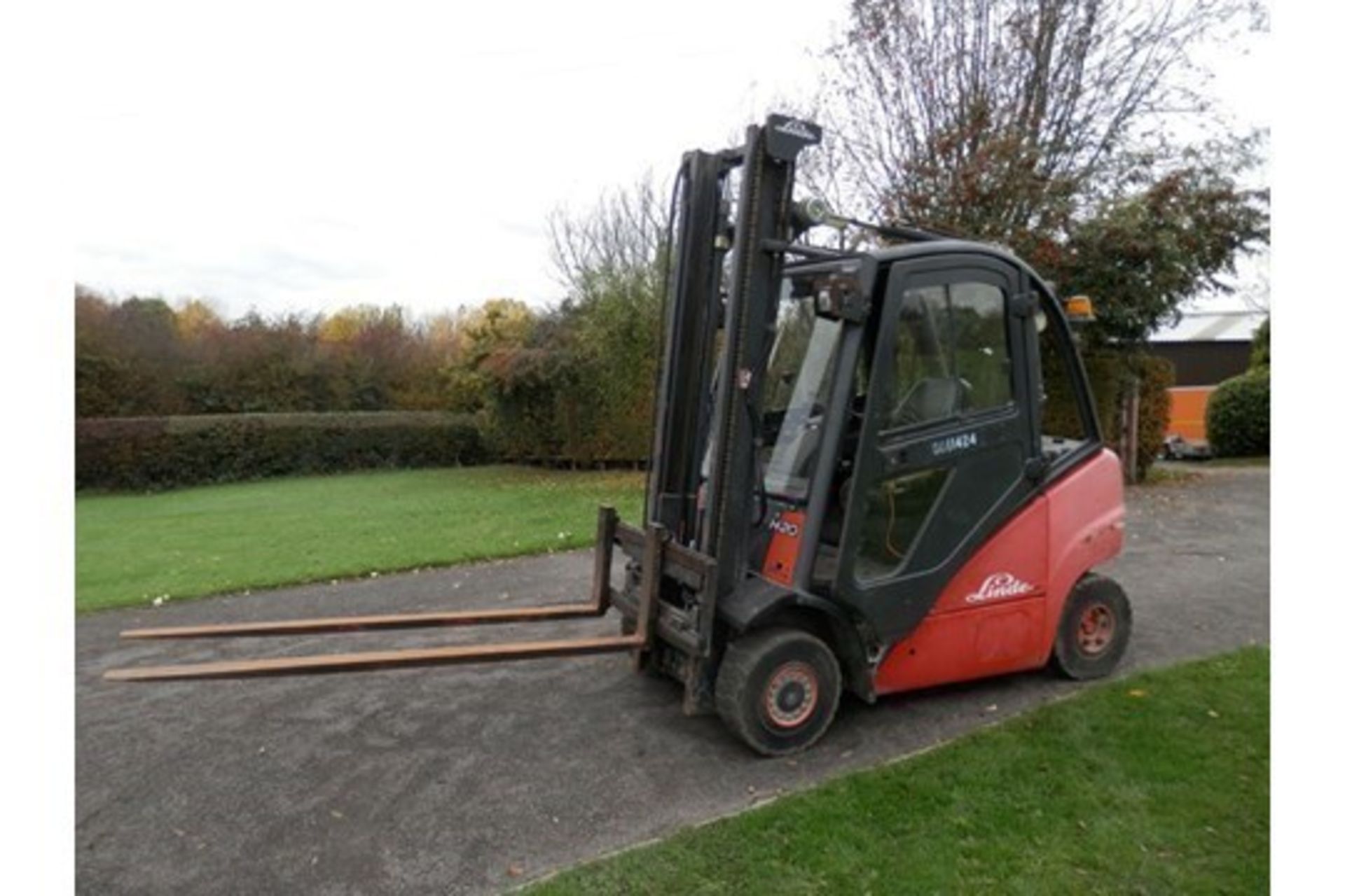 2004 Linde H20D 3 Meter 2 Tonne Lift Truck - Image 3 of 9