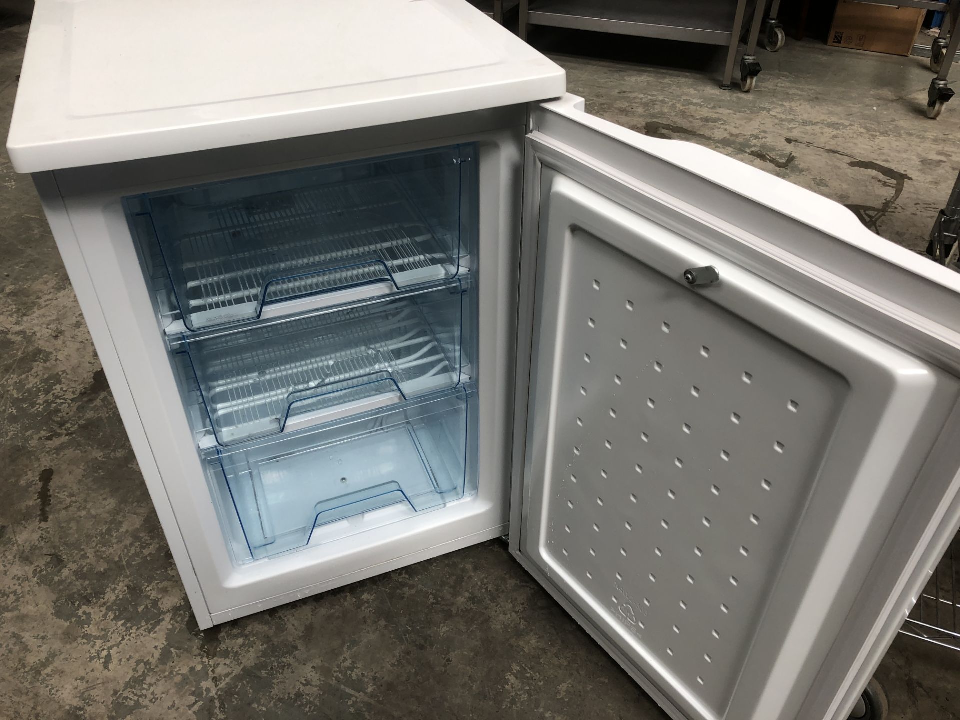 Lec Commercial Freezer - Image 2 of 2