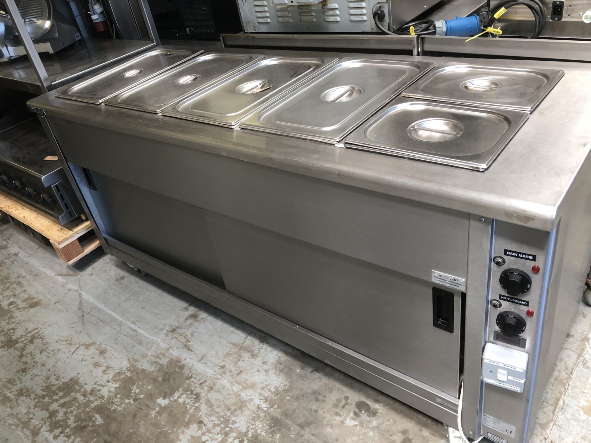 Heated Bain Marie & Hot Cupboard