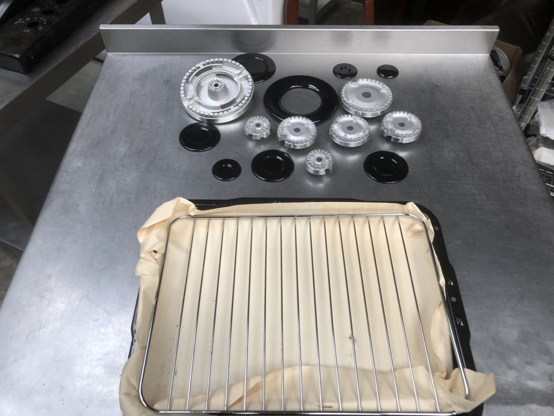 Grill Pan, 2 x Facias, Gas Rings and Handle