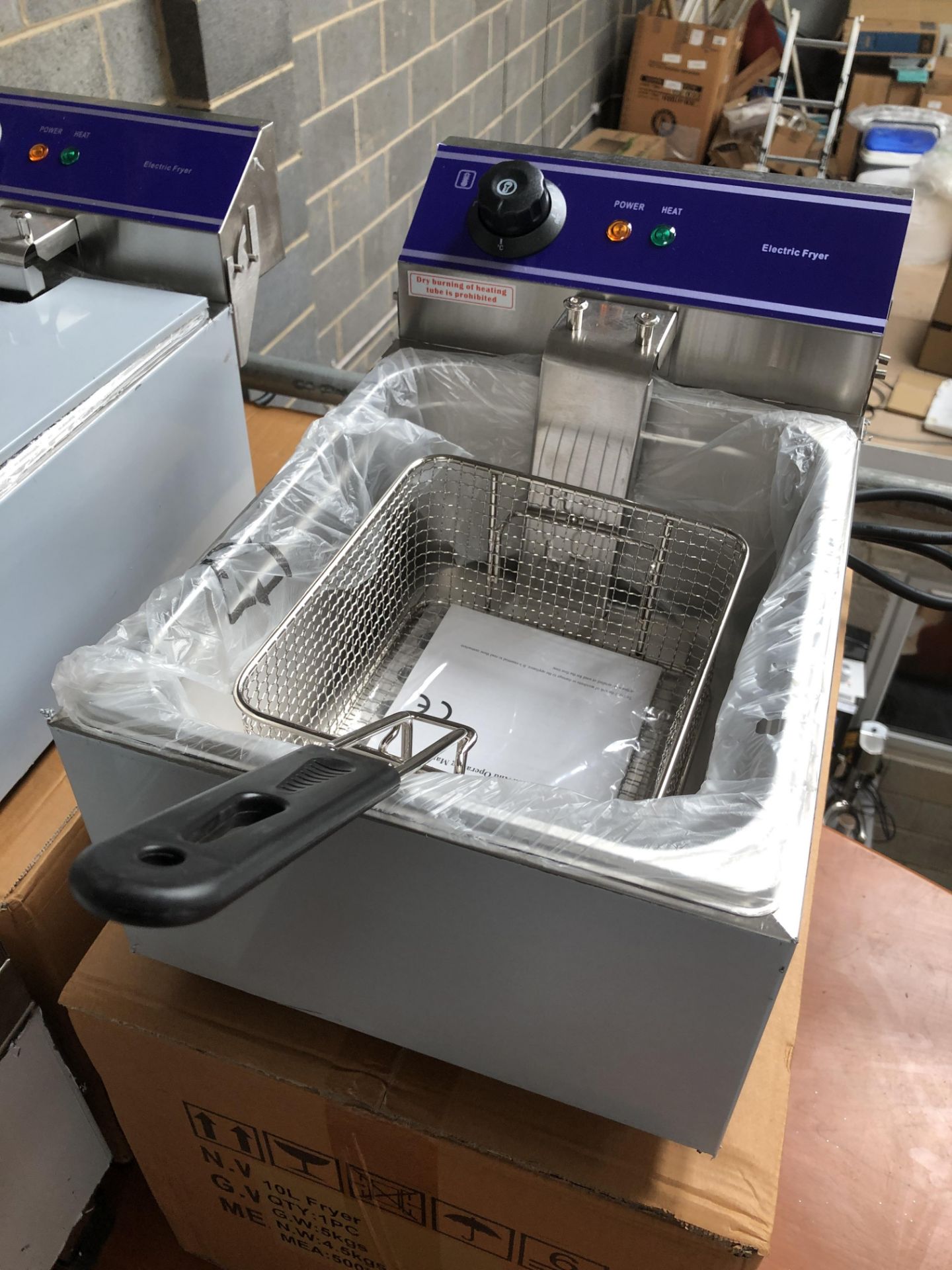 New 10 Litre Chip Fryer Boxed - Image 2 of 3