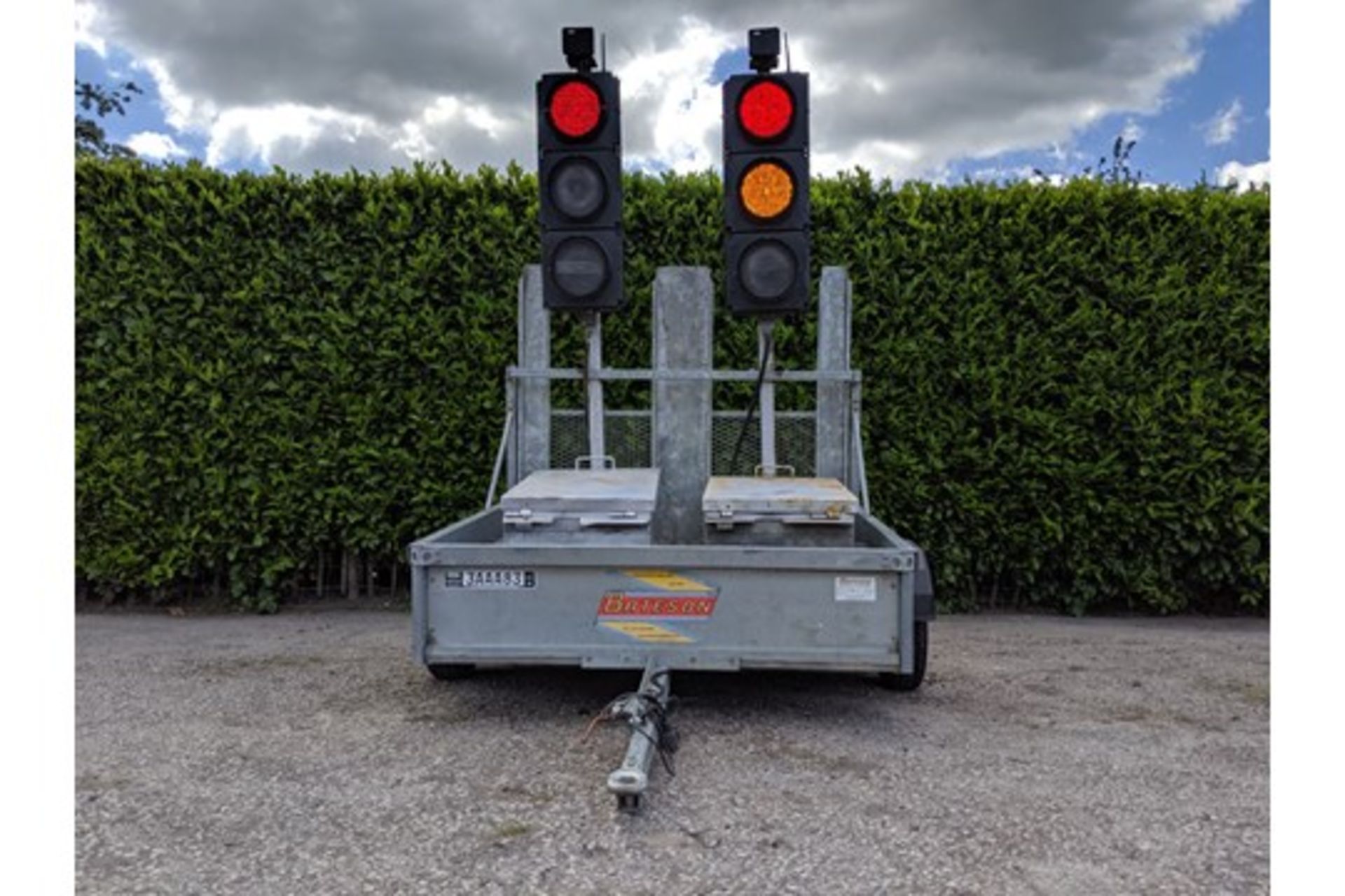 2010 Trailed SRL Radiolight 2way portable traffic lights - Image 10 of 11