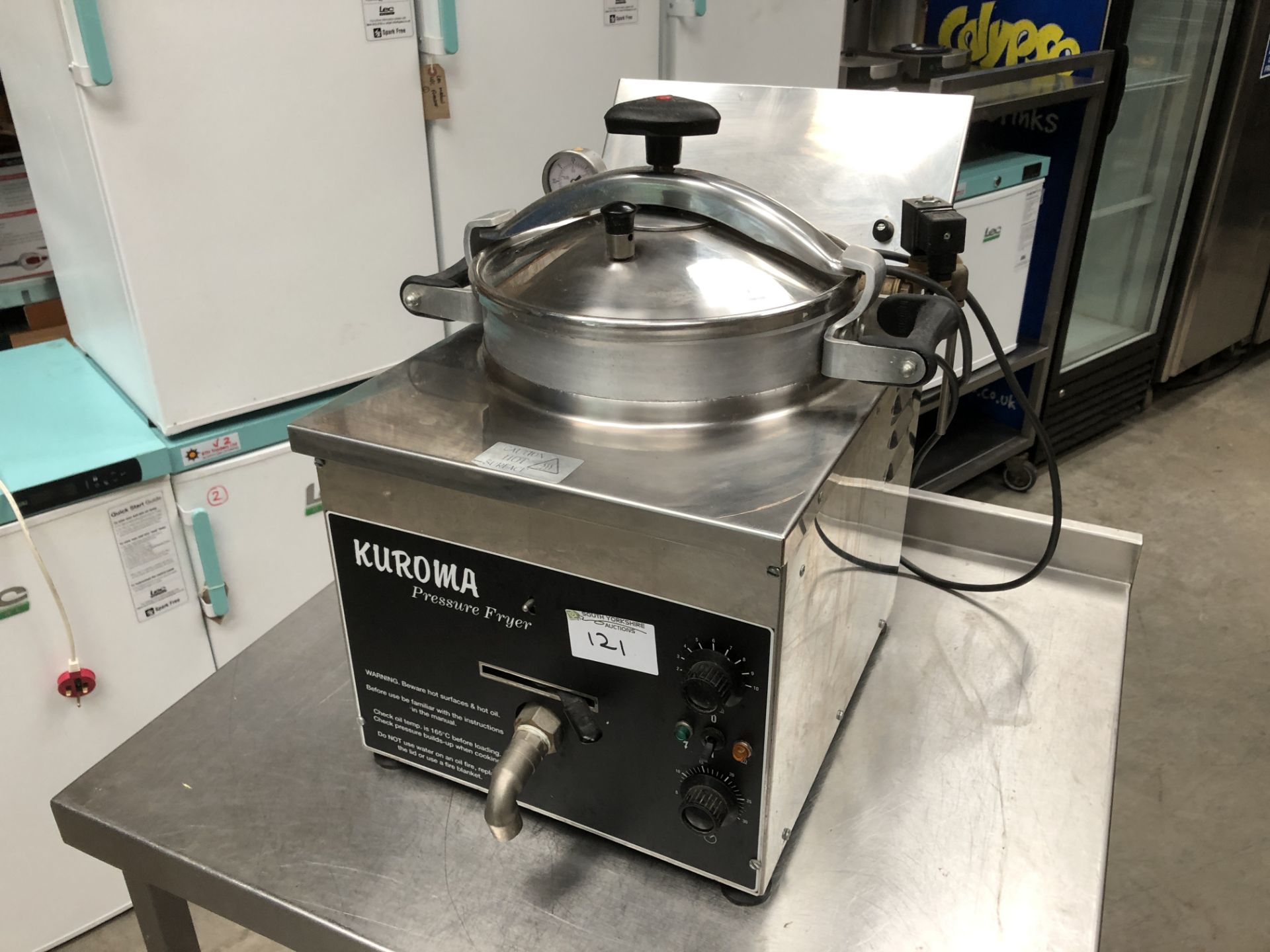 Kuroma Pressure Fryer