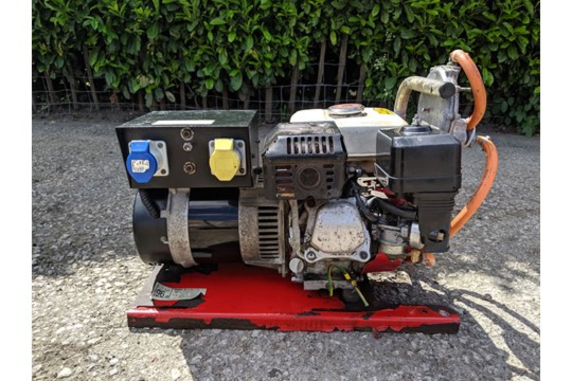 Honda GA3500H 3.5Kva Gas/Petrol Generator - Image 4 of 5