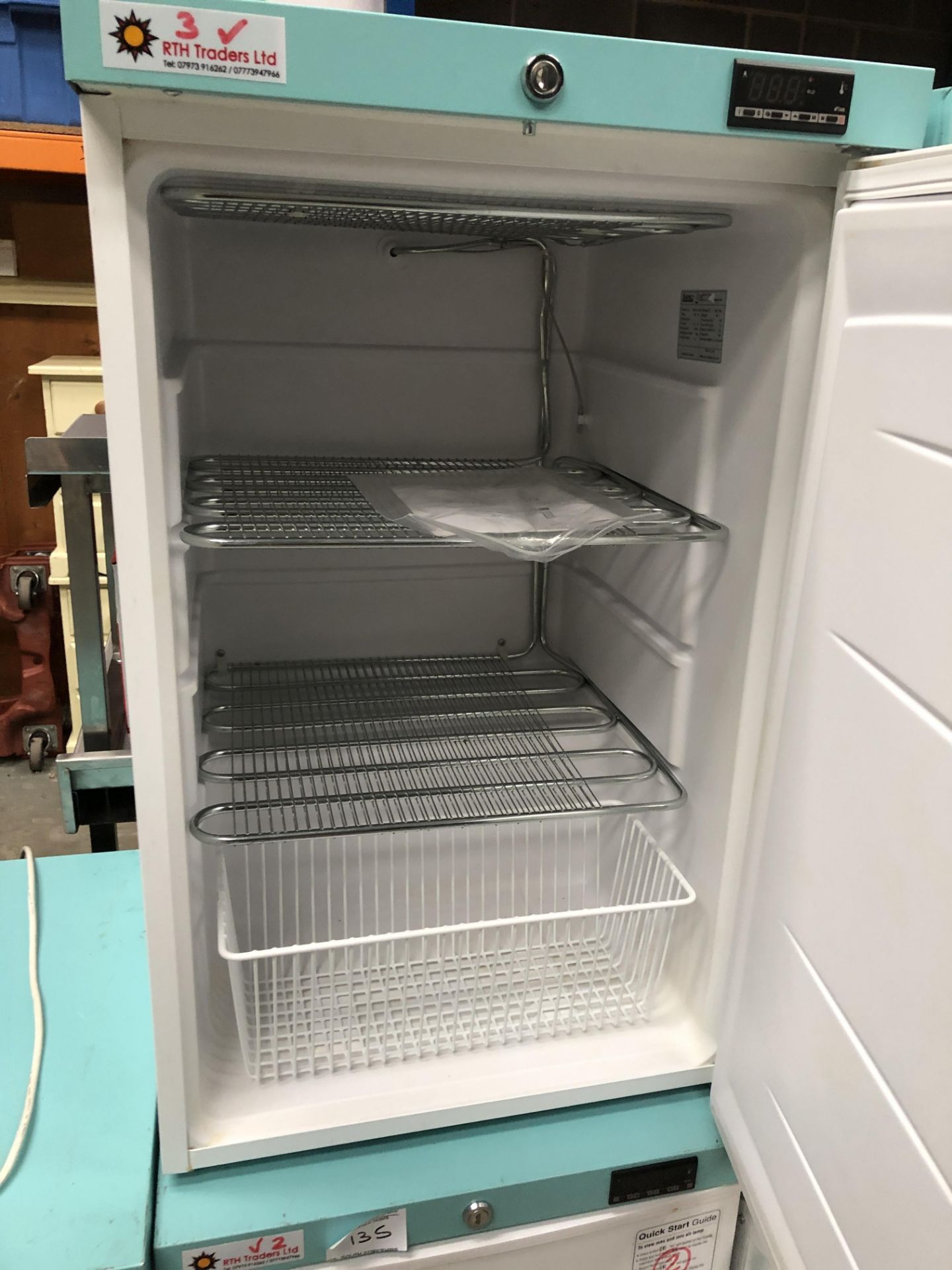 Lec Commercial Freezer - Image 2 of 2
