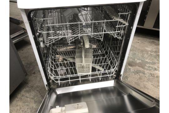 Domestic Dishwasher in Good Condition - Image 2 of 2