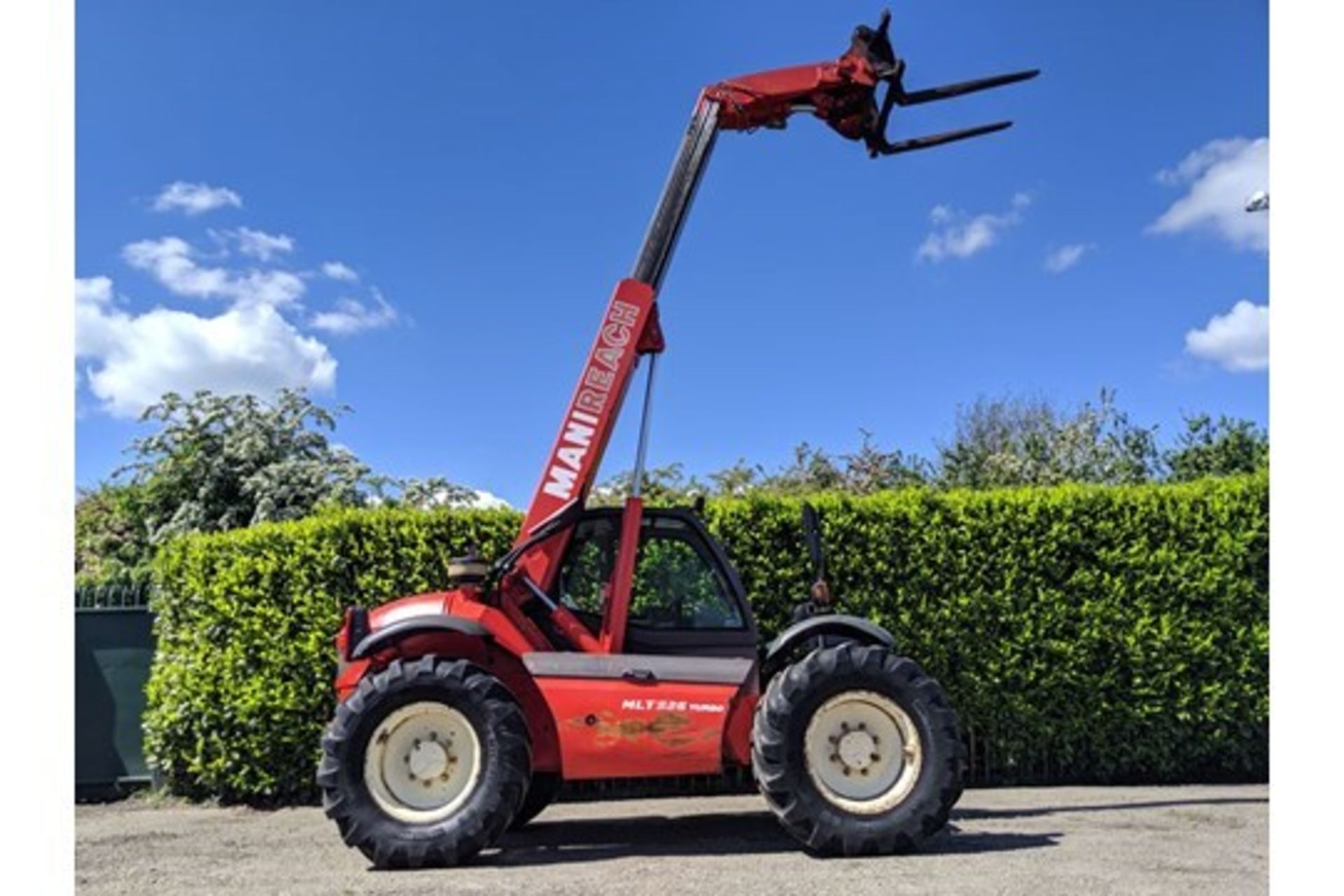 2002 Model Manitou MLT 526 Turbo 5 Meter 2.6 Tonne Telehandler