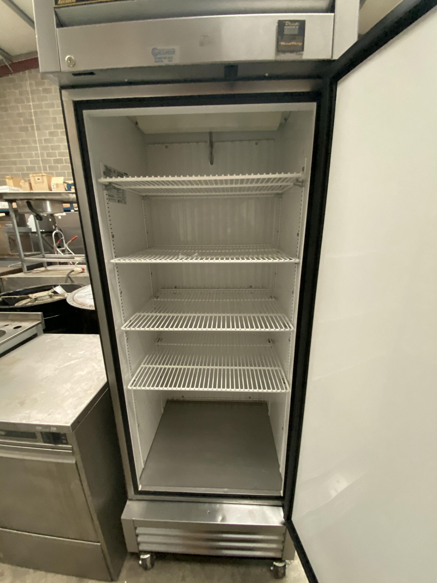 True Stainless Steel Upright Freezer - Bild 2 aus 4