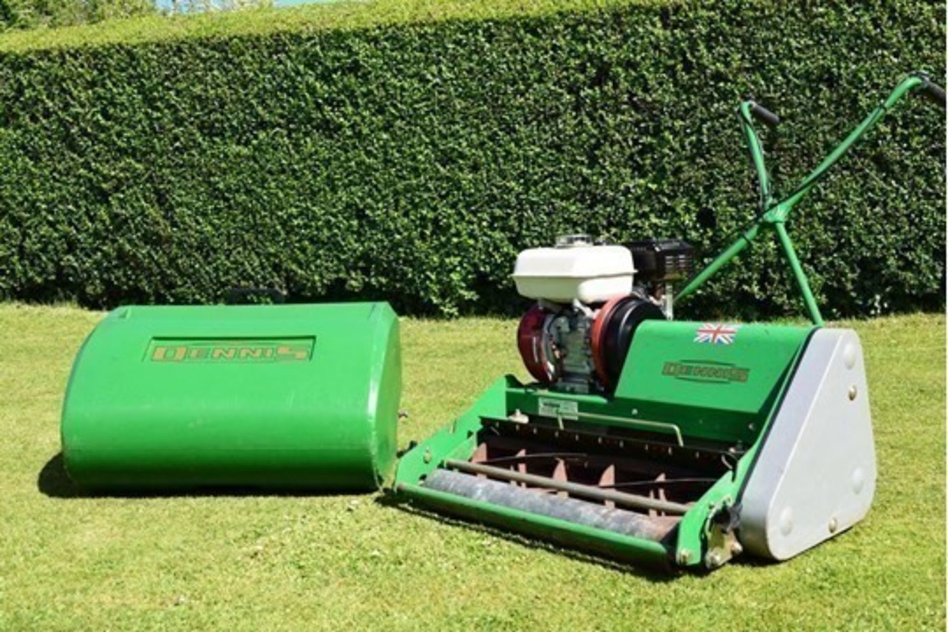 2006 Dennis Super Six 5 Blade Cylinder Mower