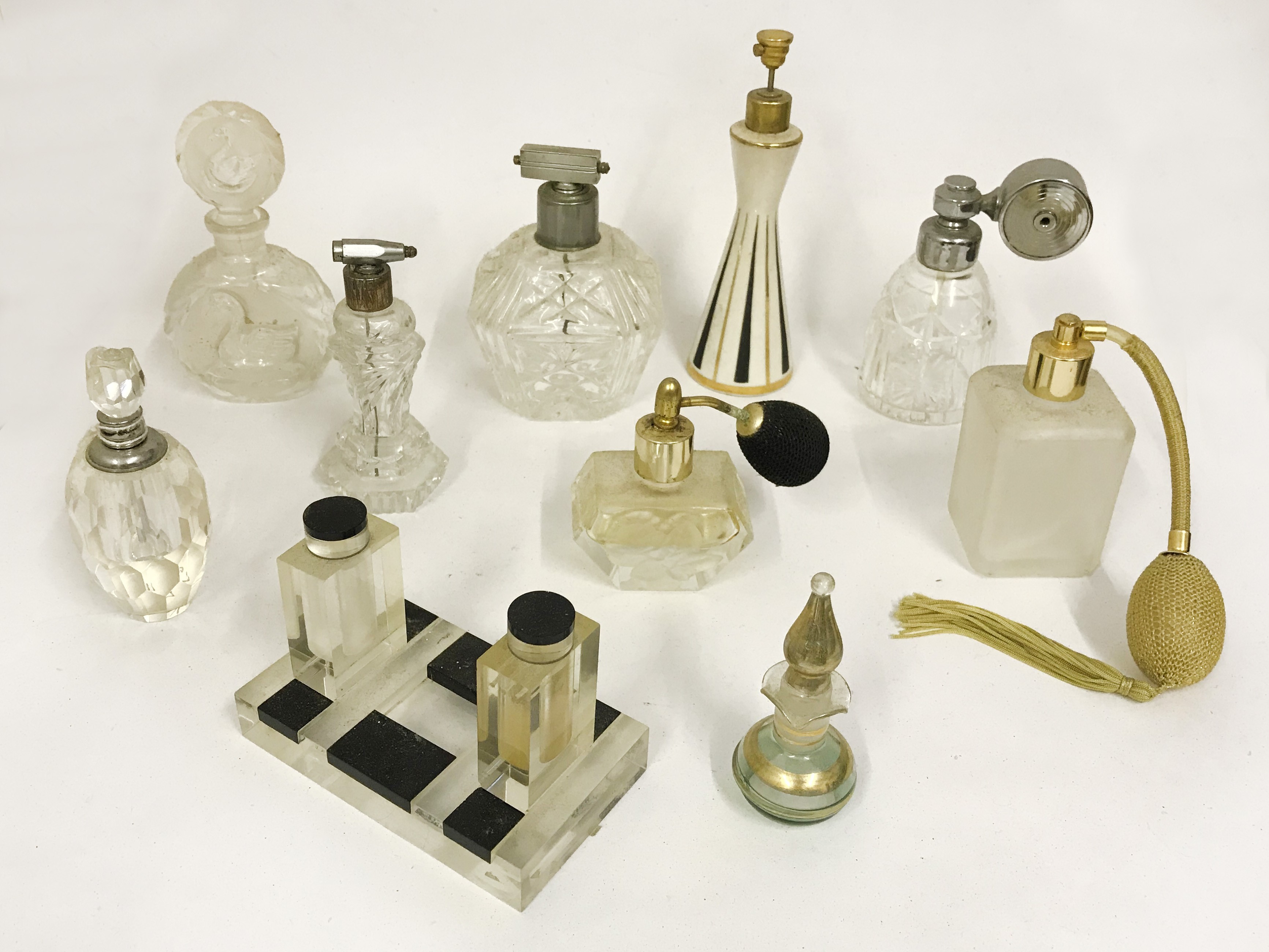 Perfume Bottles Collection - Image 2 of 4