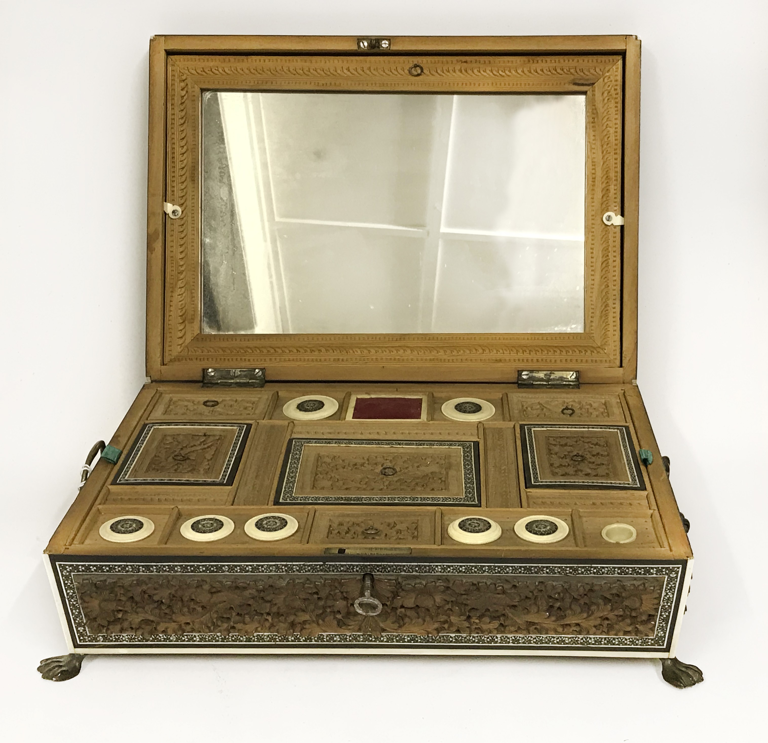 BEAUTIFUL ANGLO INDIAN SEWING BOX WITH CONTENT - Image 18 of 18