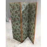 1920/30s FOUR PANELED SCREEN FLORAL DESIGN