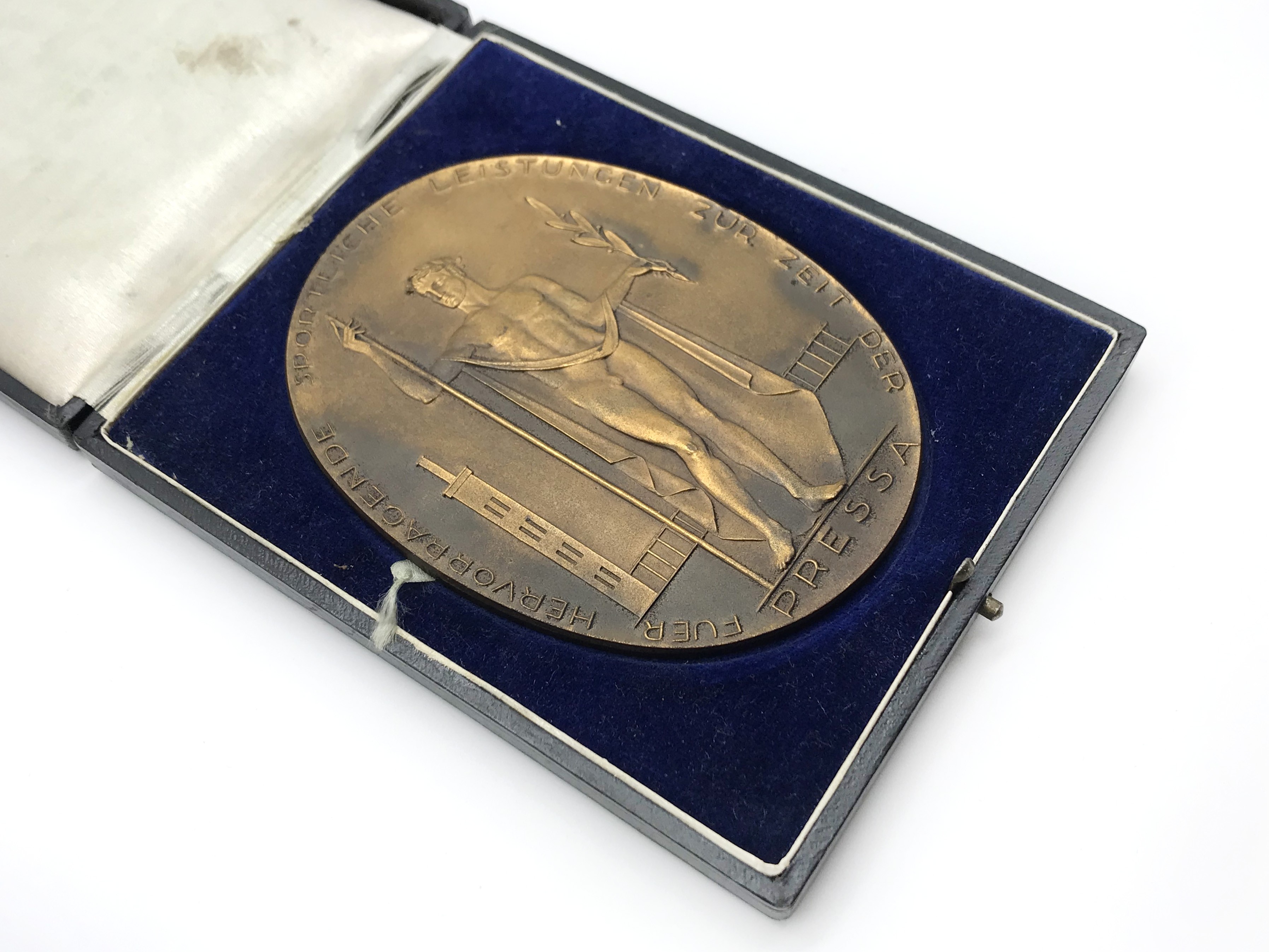 2 BOXED GERMAN FOOTBALL MEDALS (VVB BERLIN 1928 & PRESSA EXHIBITION COLOGNE 1928) - Image 2 of 5