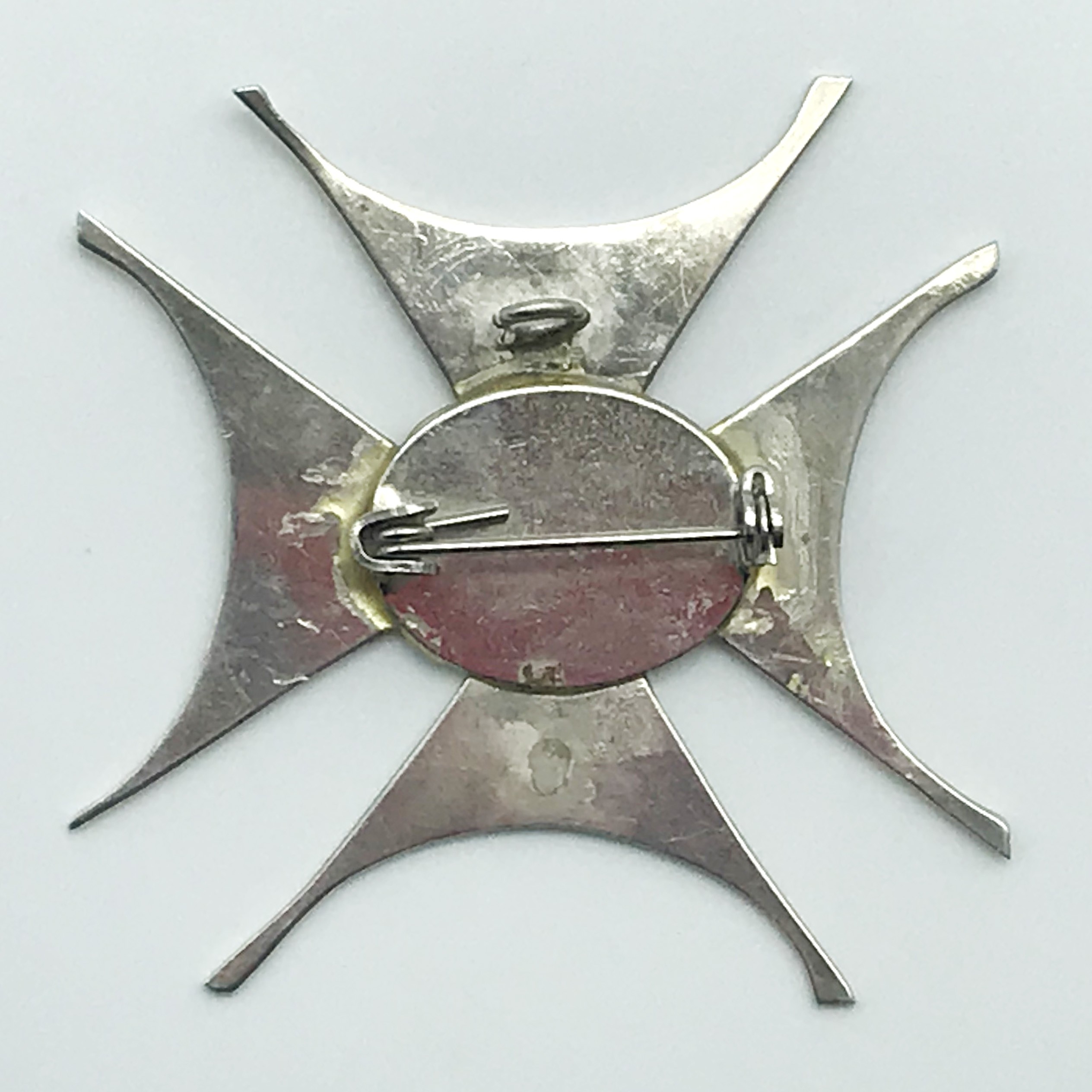 LARGE SILVER CROSS MODERNIST BROOCH - Image 4 of 4