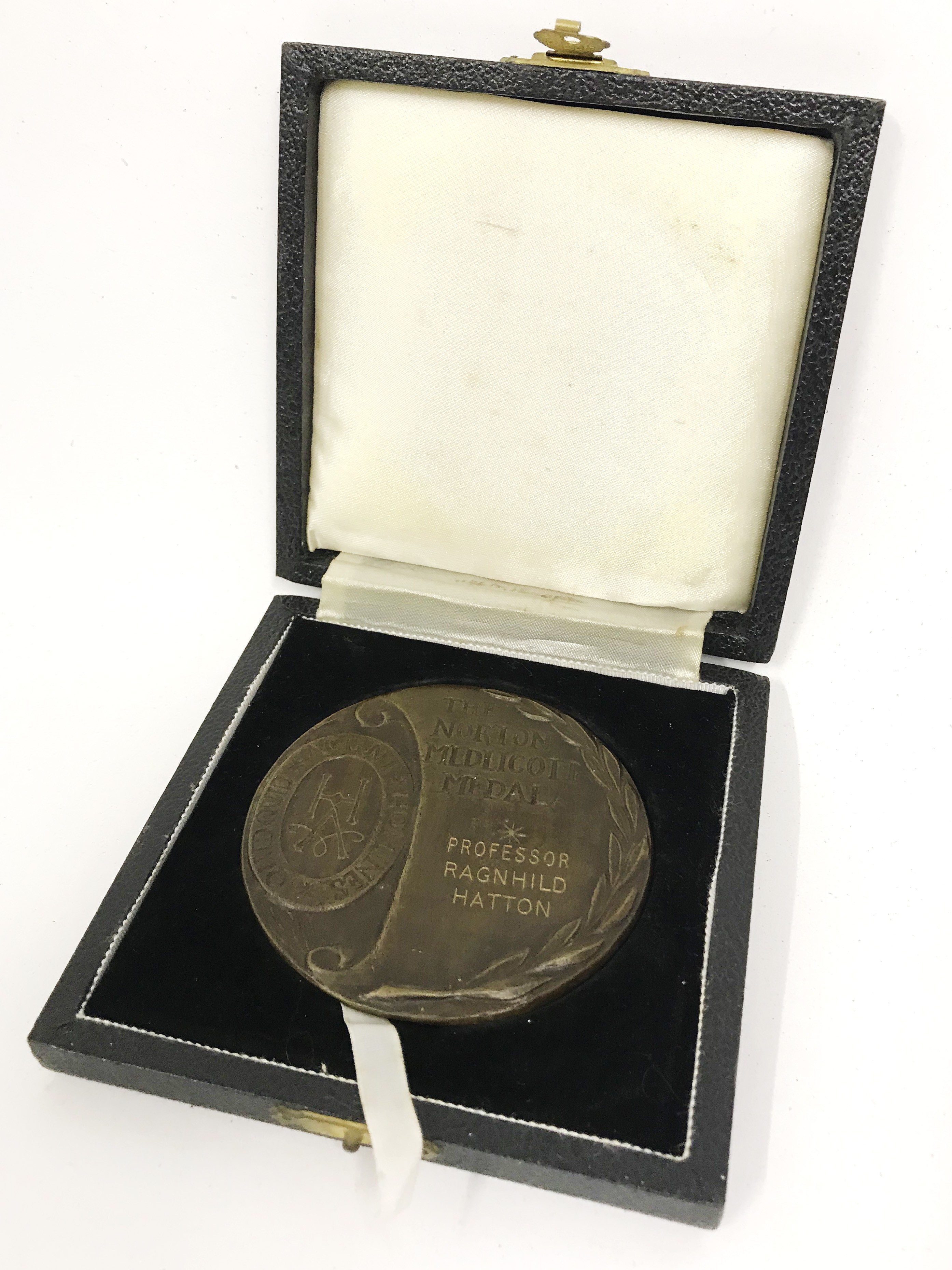 THE NORTON MEDLICOTT BRONZE MEDAL