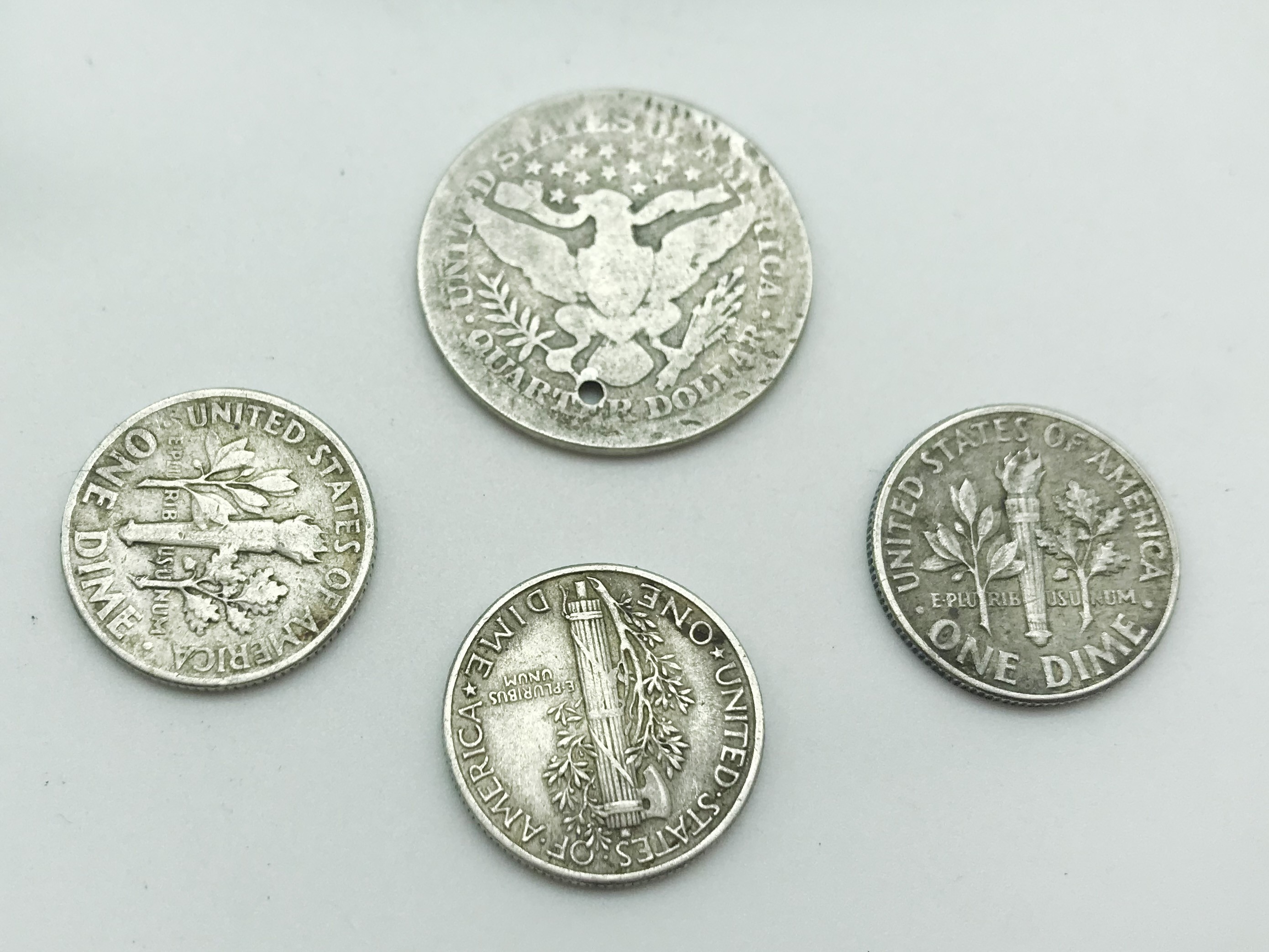 SMALL COLLECTION OF COINS INCLUDING SOME SILVER - Image 9 of 10