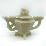 SMALL CHINESE DECORATIVE WHITE JADE TEA POT