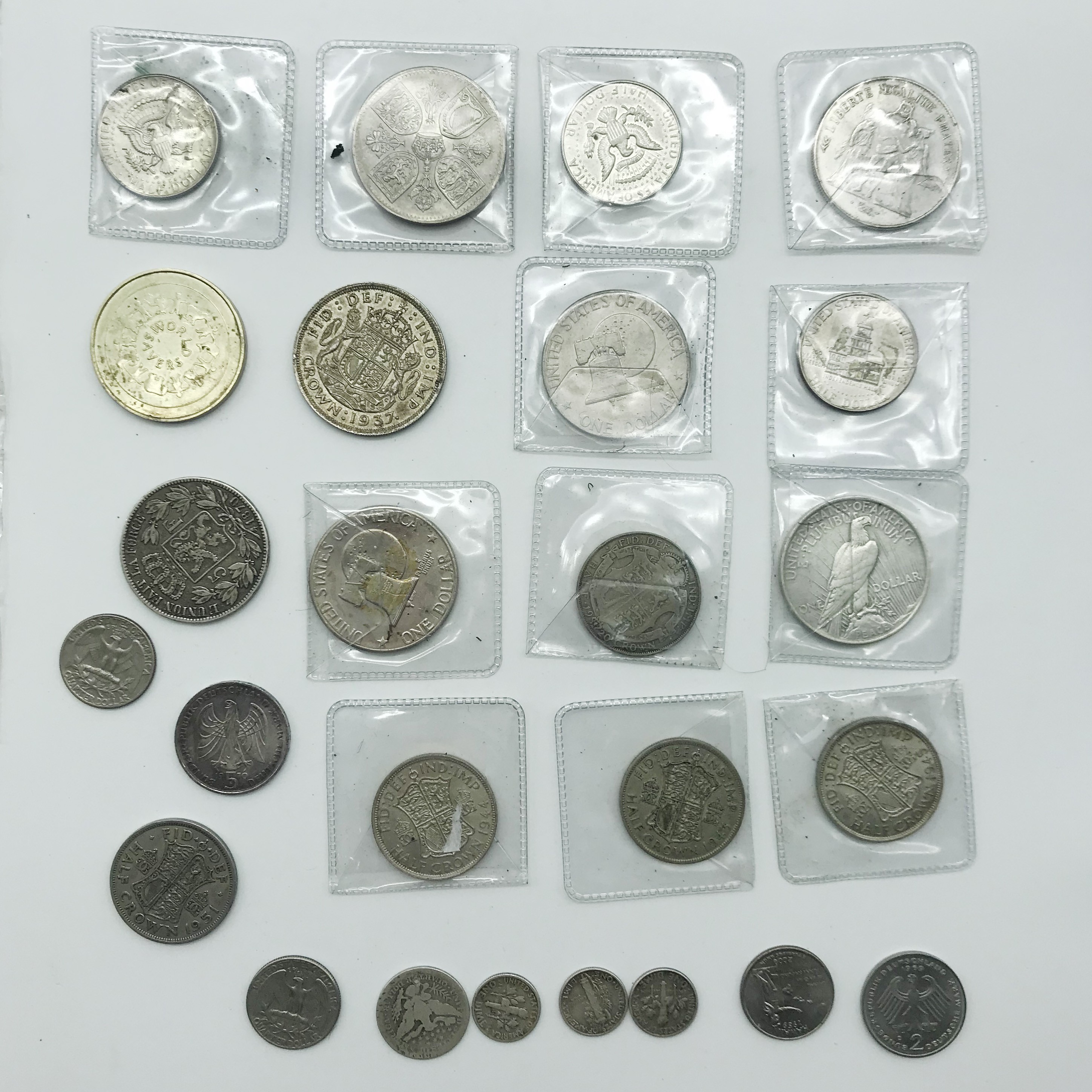 SMALL COLLECTION OF COINS INCLUDING SOME SILVER - Image 5 of 10