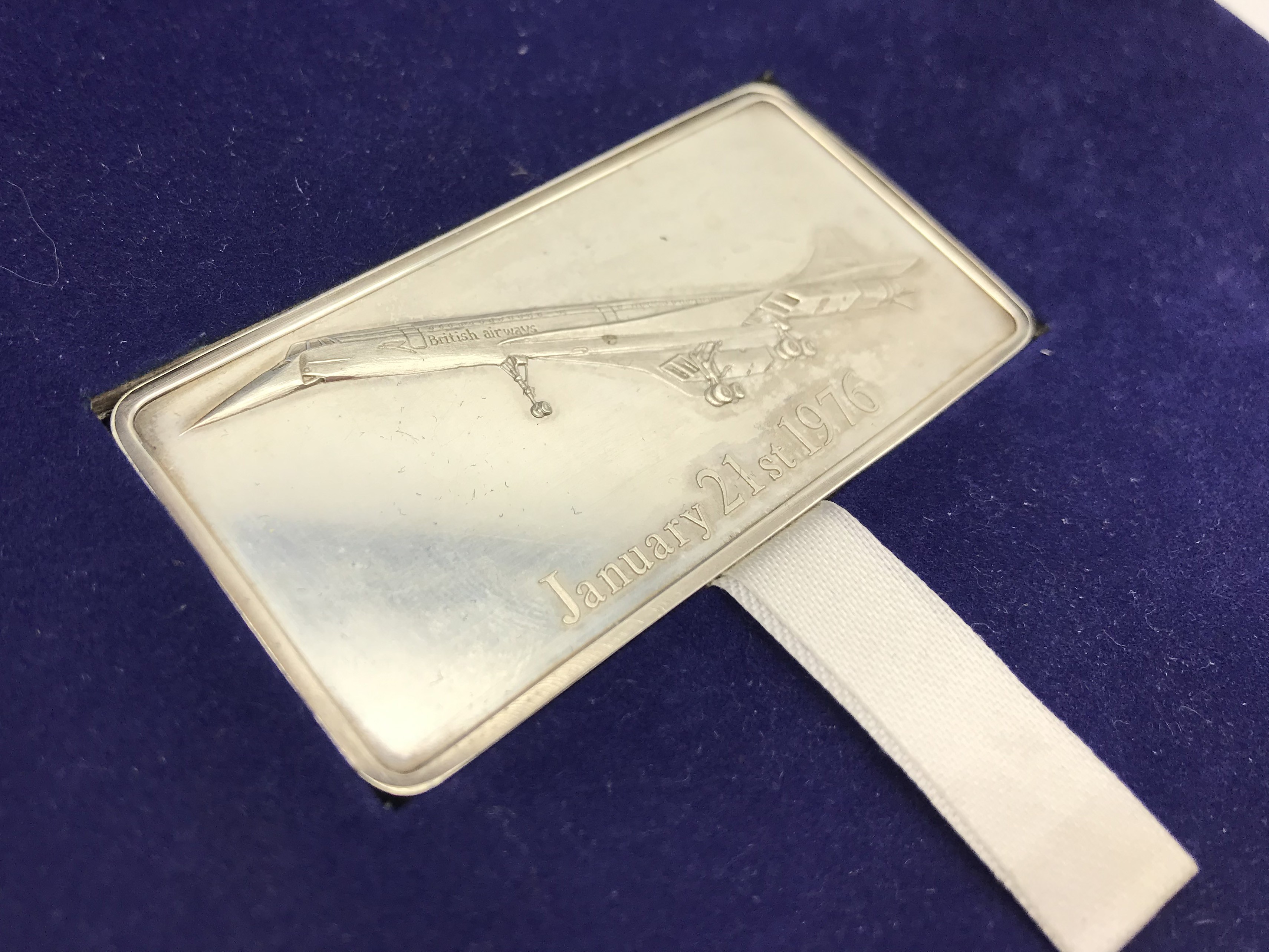 HALLMARKED SILVER BRITISH AIRWAYS CONCORDE INGOT 21st JANUARY 1976 - Image 2 of 4