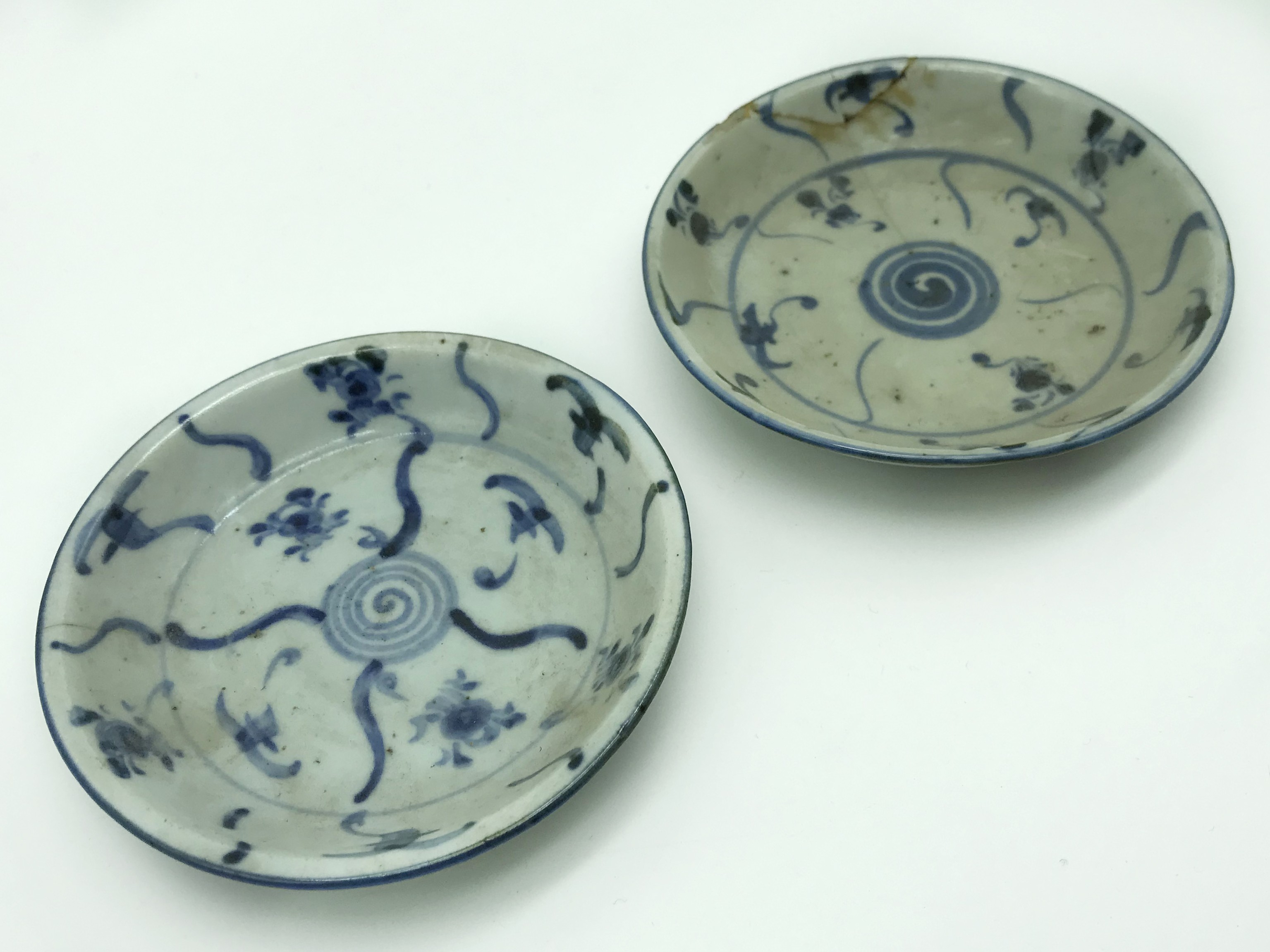 NINE ORIENTAL TEA CUPS AND TWO SAUCERS - Image 2 of 10