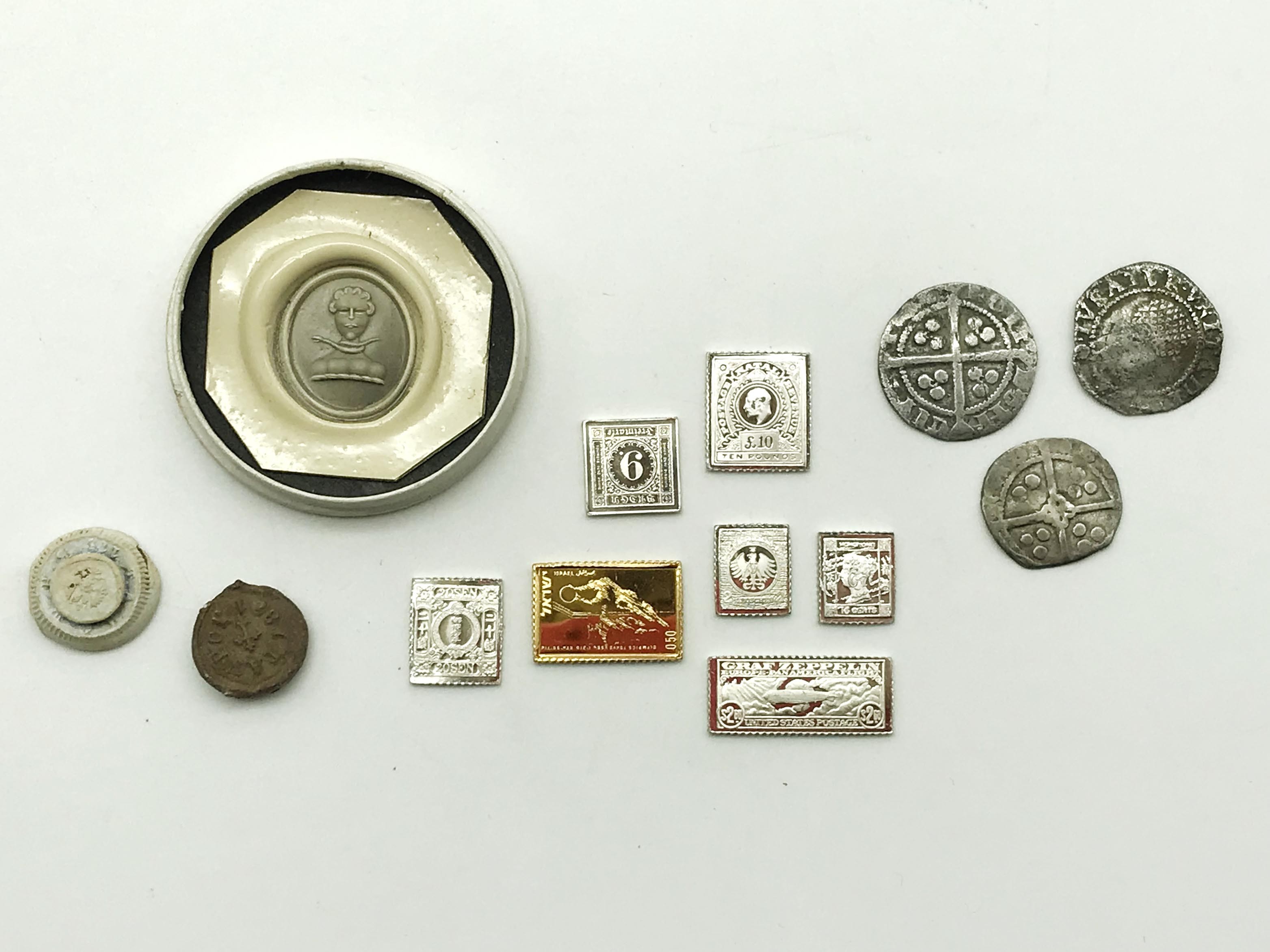 SMALL GROUP OF INTERESTING ITEMS INCLUDING HAMMERED COINS & MINIATURE SILVER STAMP INGOTS - Image 3 of 9
