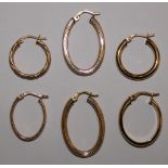 Various 9ct gold earrings, 4 gms